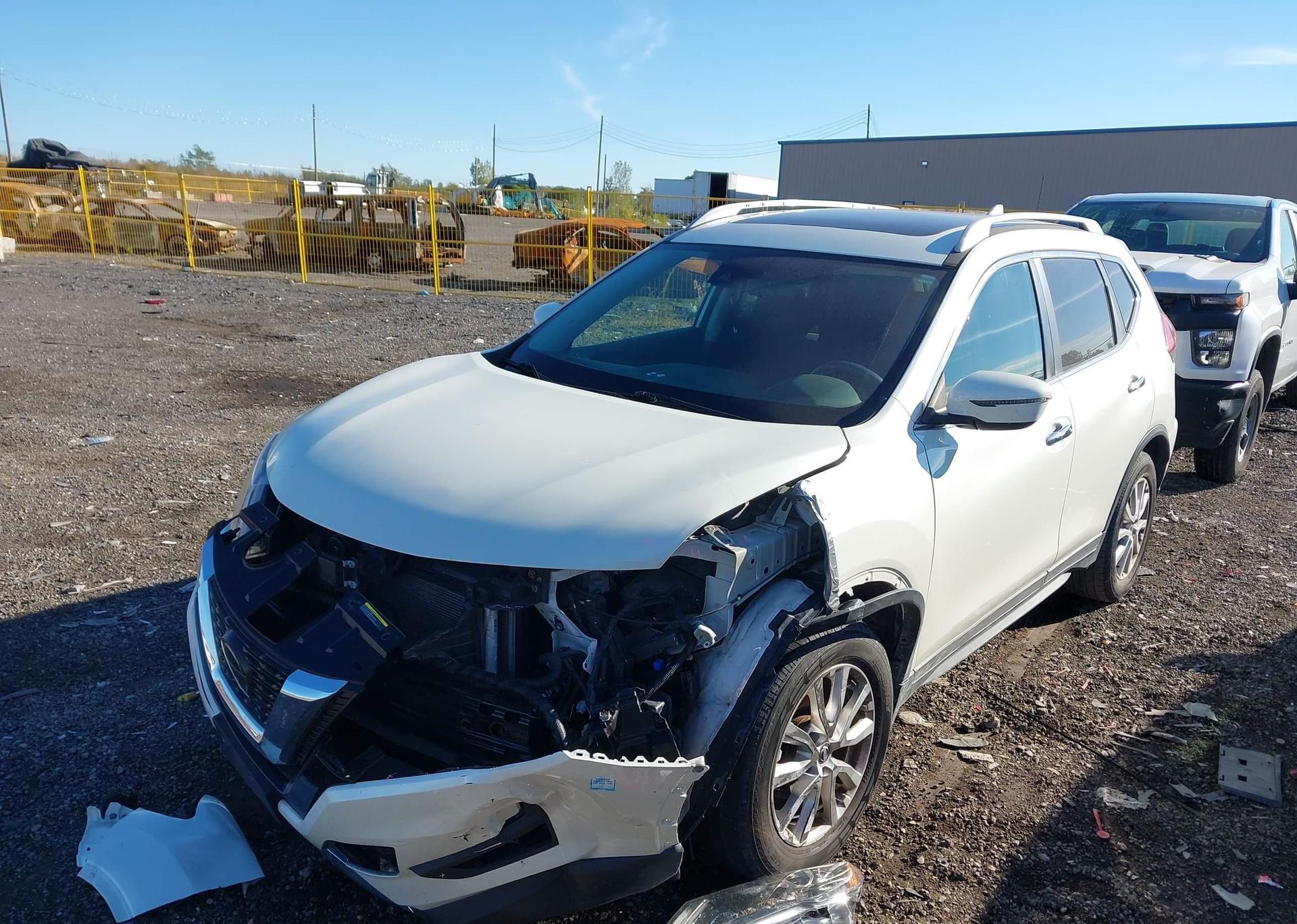 2019 NISSAN ROGUE S