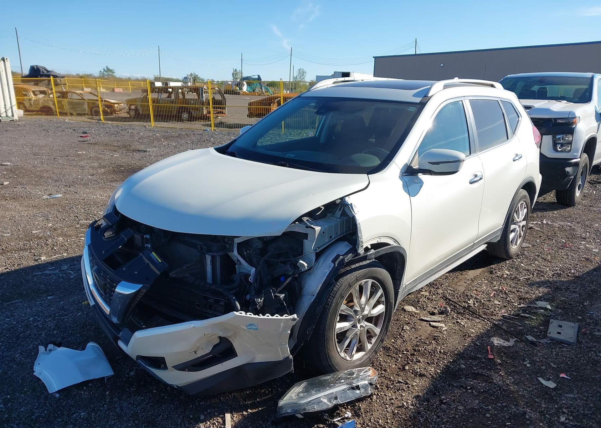 2019 NISSAN ROGUE S