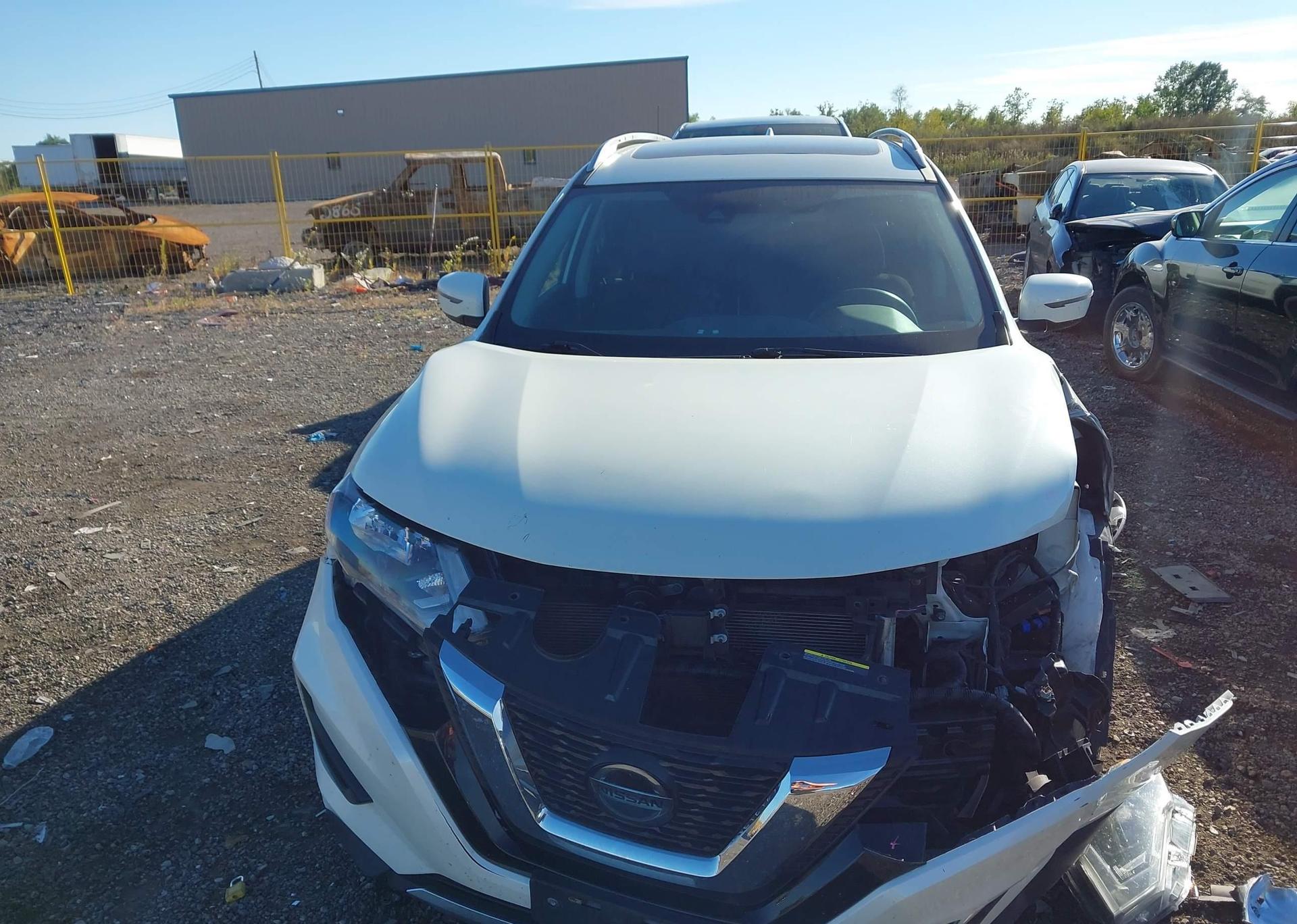 2019 NISSAN ROGUE S