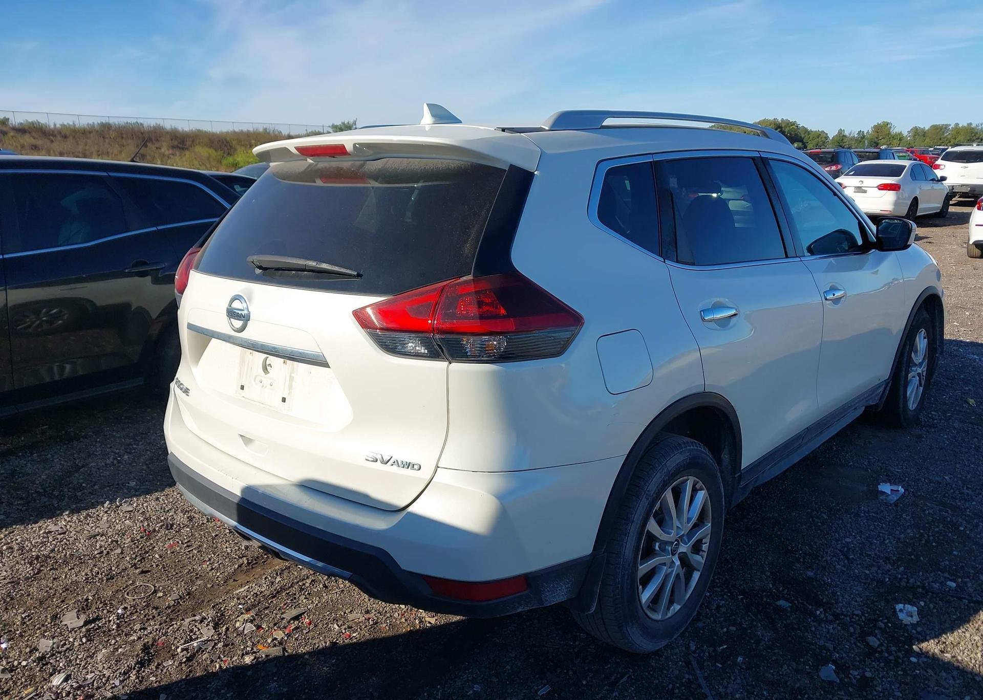 2019 NISSAN ROGUE S