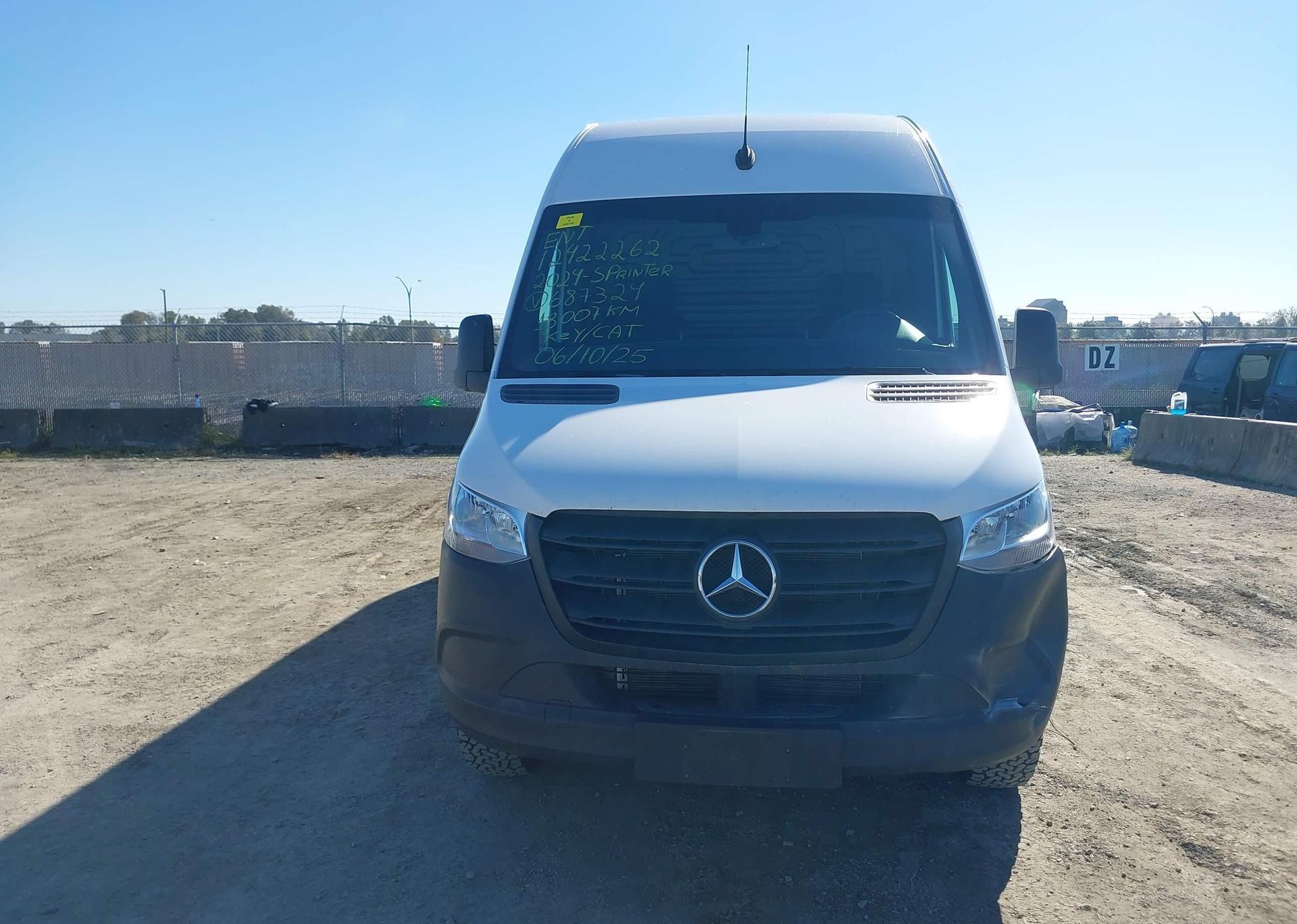 2024 MERCEDES-BENZ SPRINTER 2500
