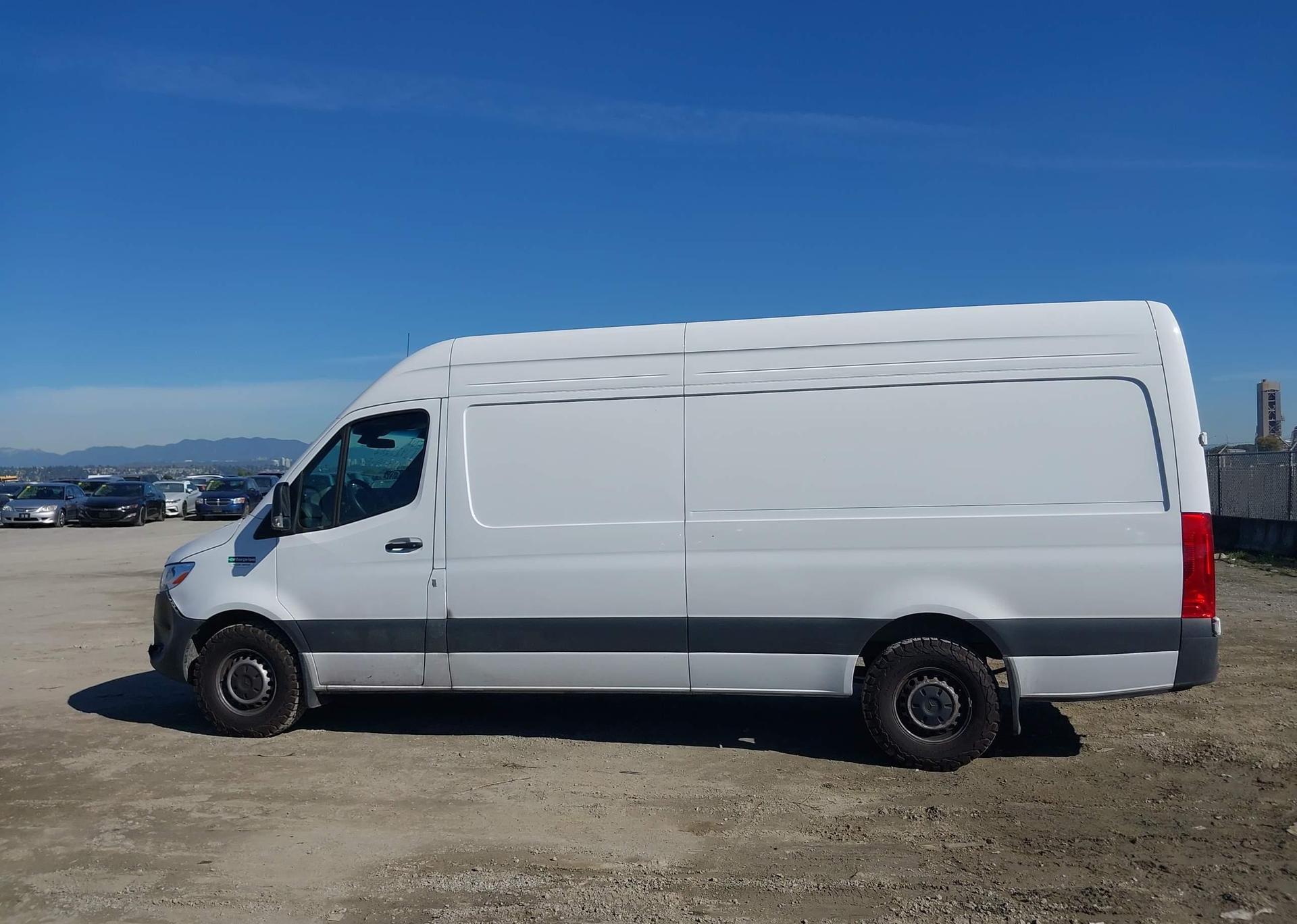 2024 MERCEDES-BENZ SPRINTER 2500