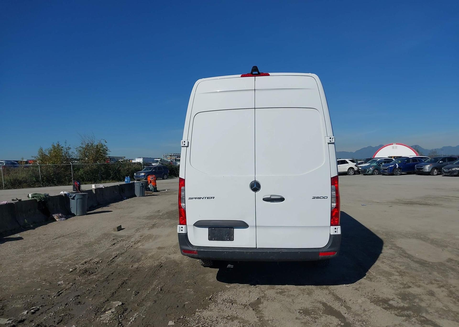 2024 MERCEDES-BENZ SPRINTER 2500