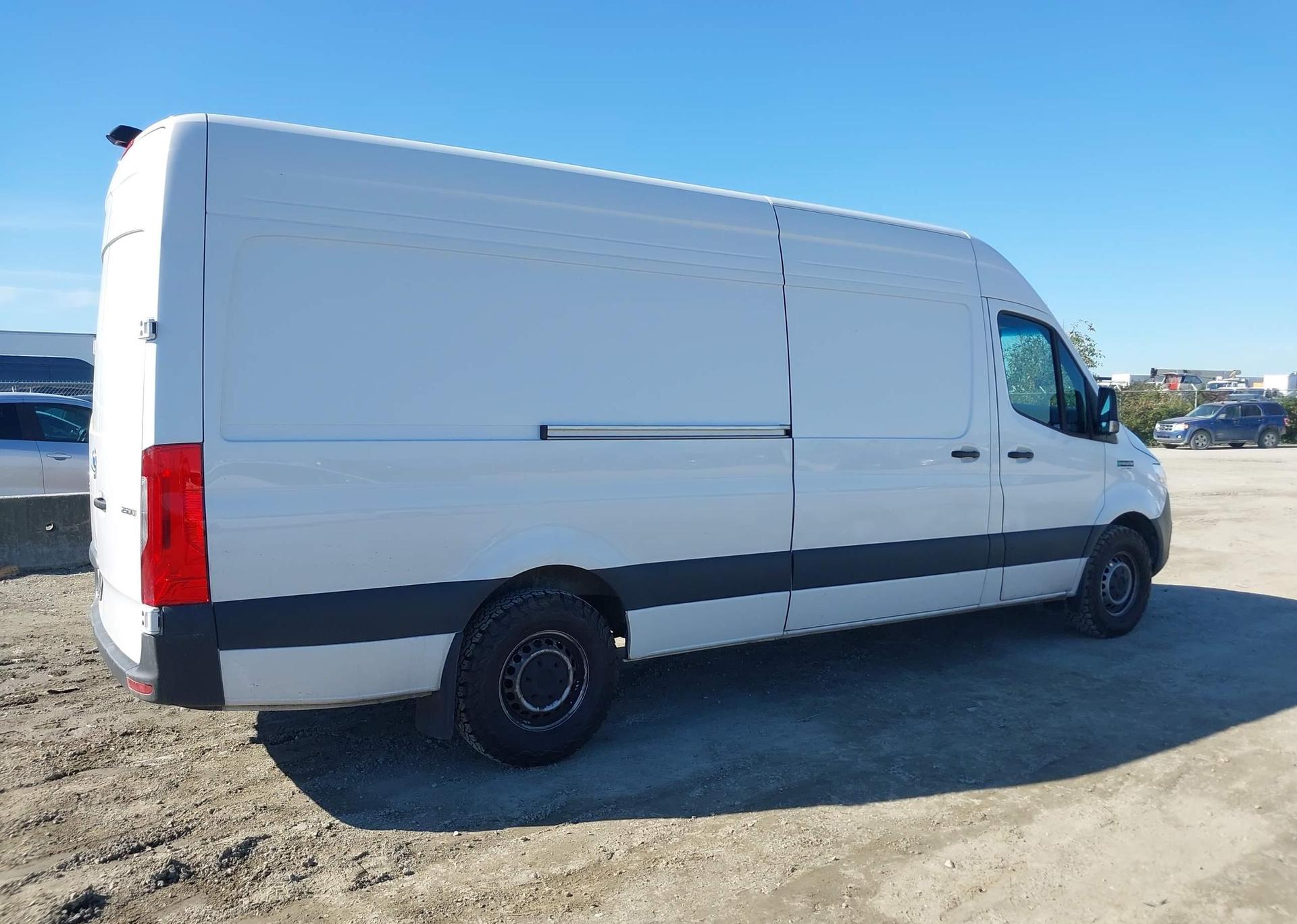 2024 MERCEDES-BENZ SPRINTER 2500