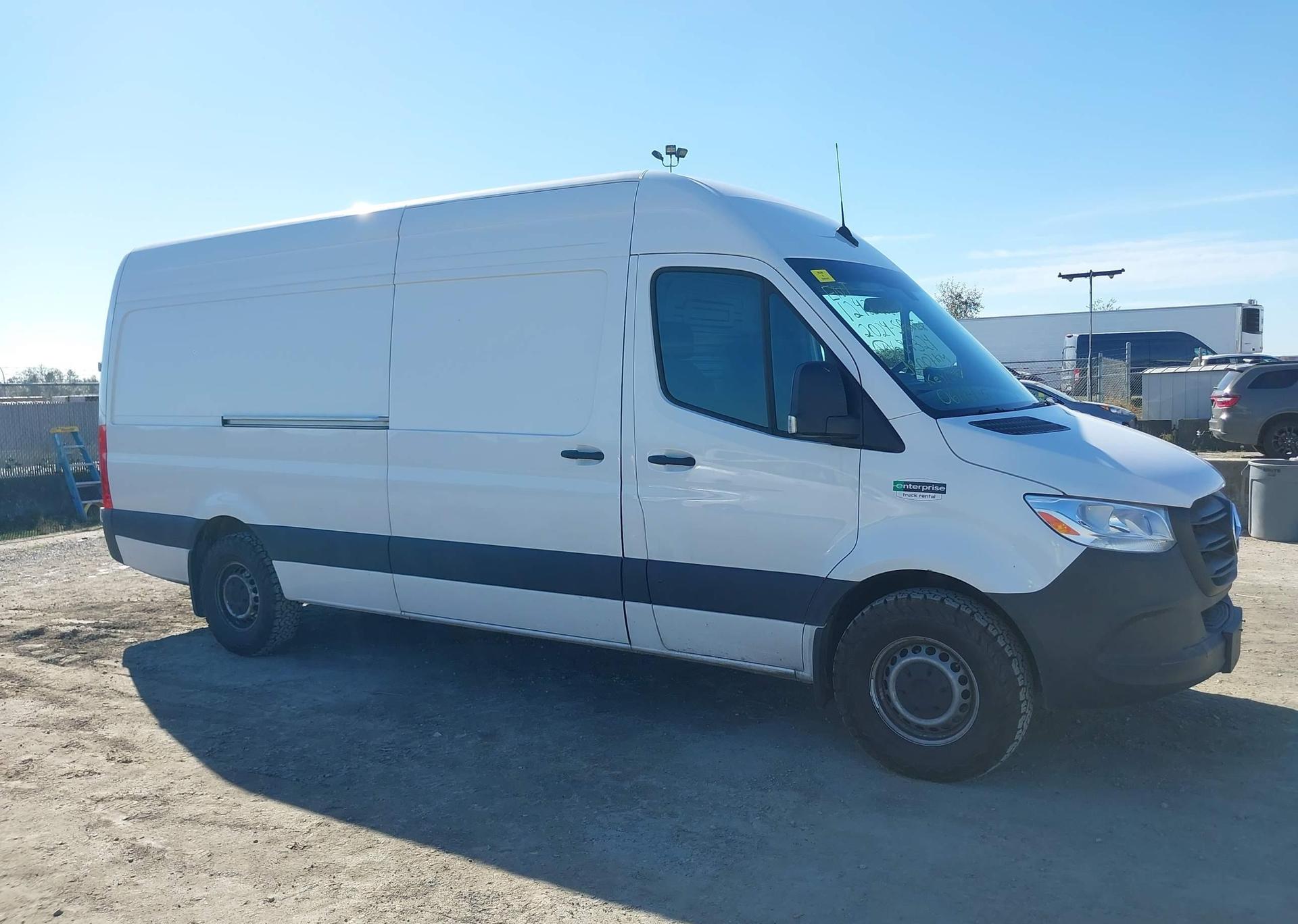 2024 MERCEDES-BENZ SPRINTER 2500