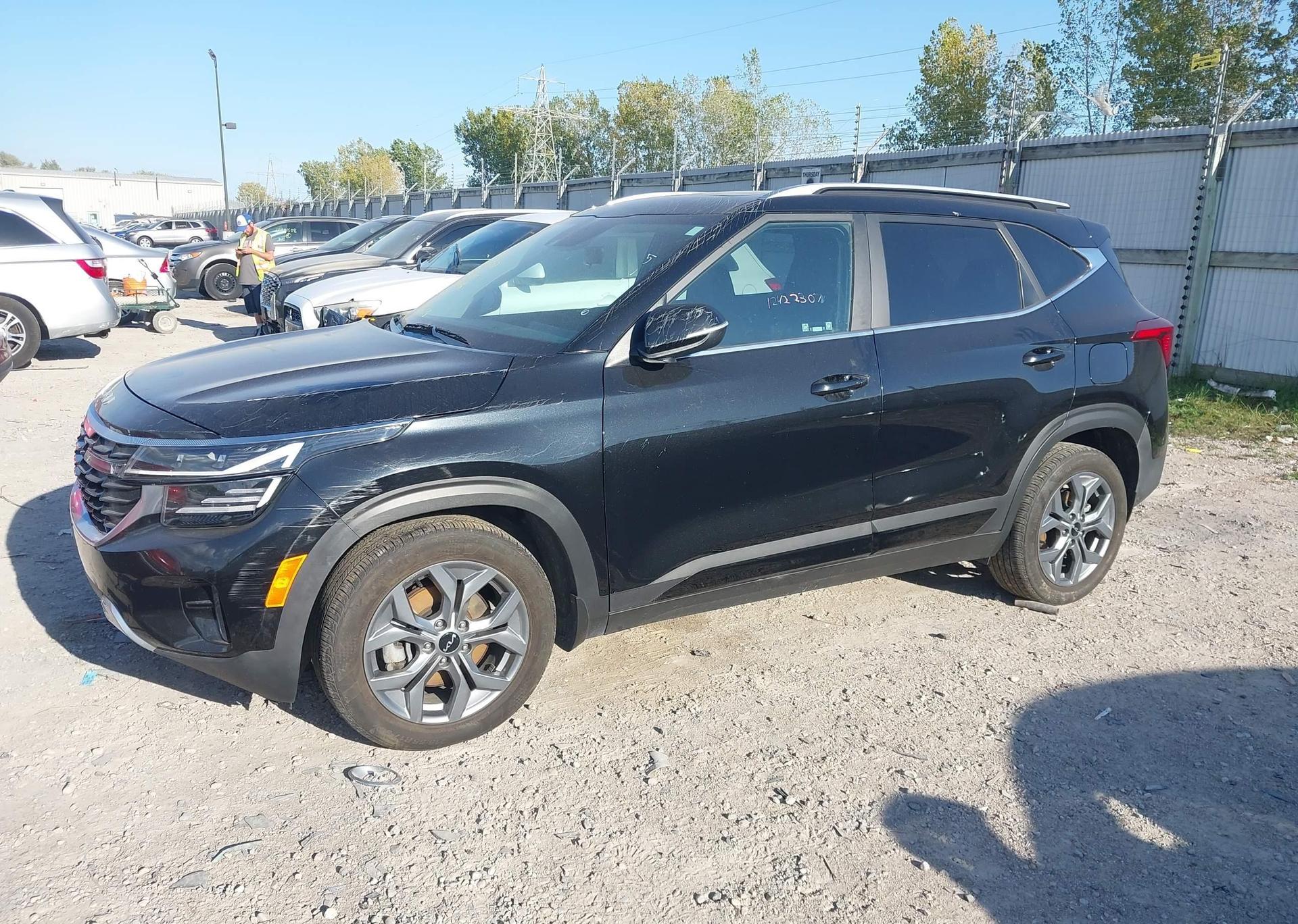 2024 KIA SELTOS S