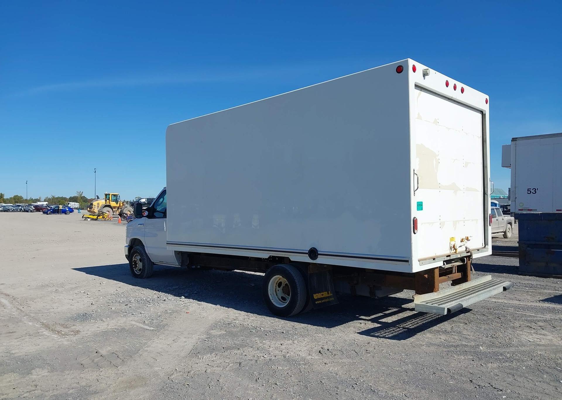 2021 FORD ECONOLINE E450 SUPER DUTY CUTAWAY VAN