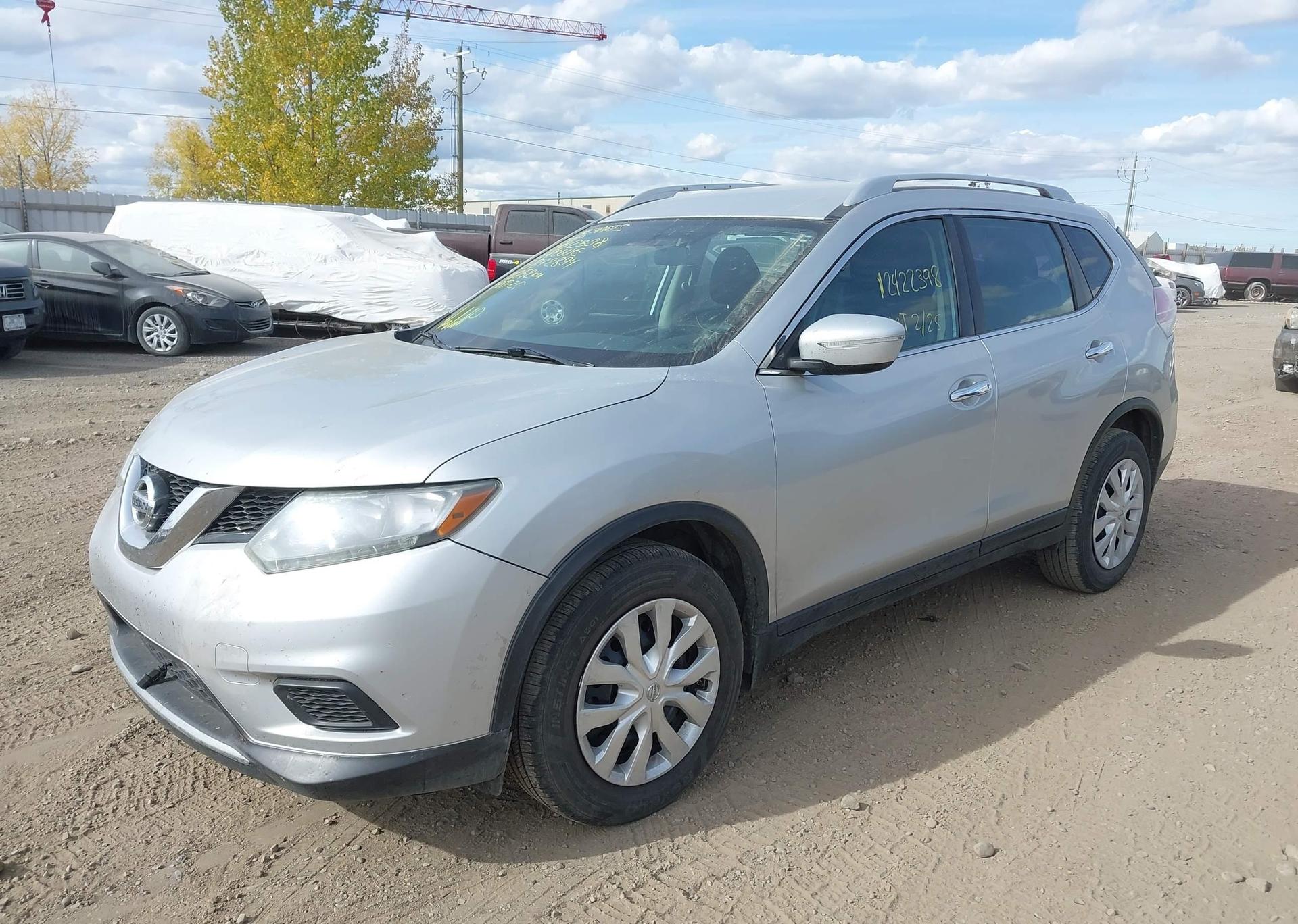 2015 NISSAN ROGUE S