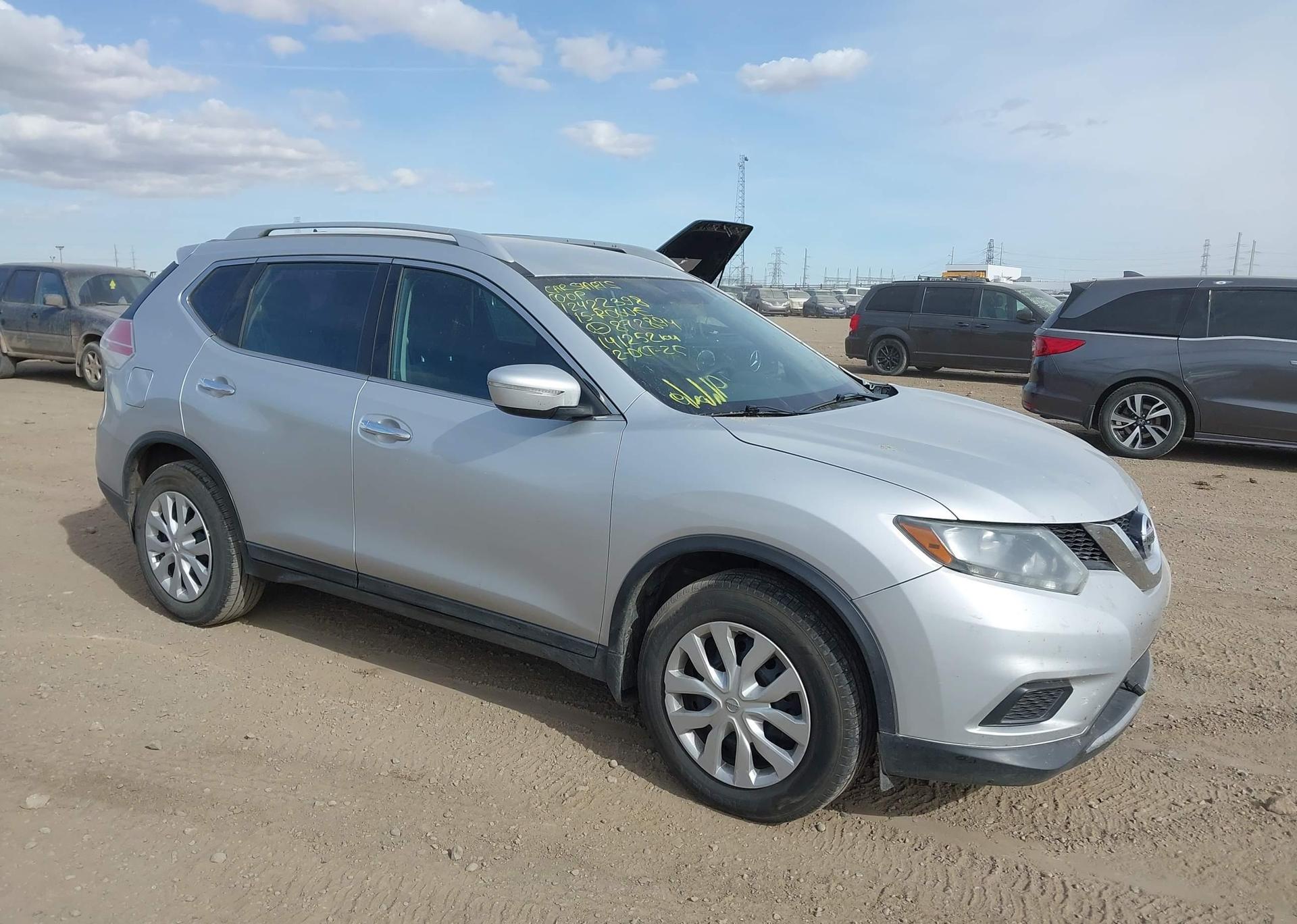2015 NISSAN ROGUE S