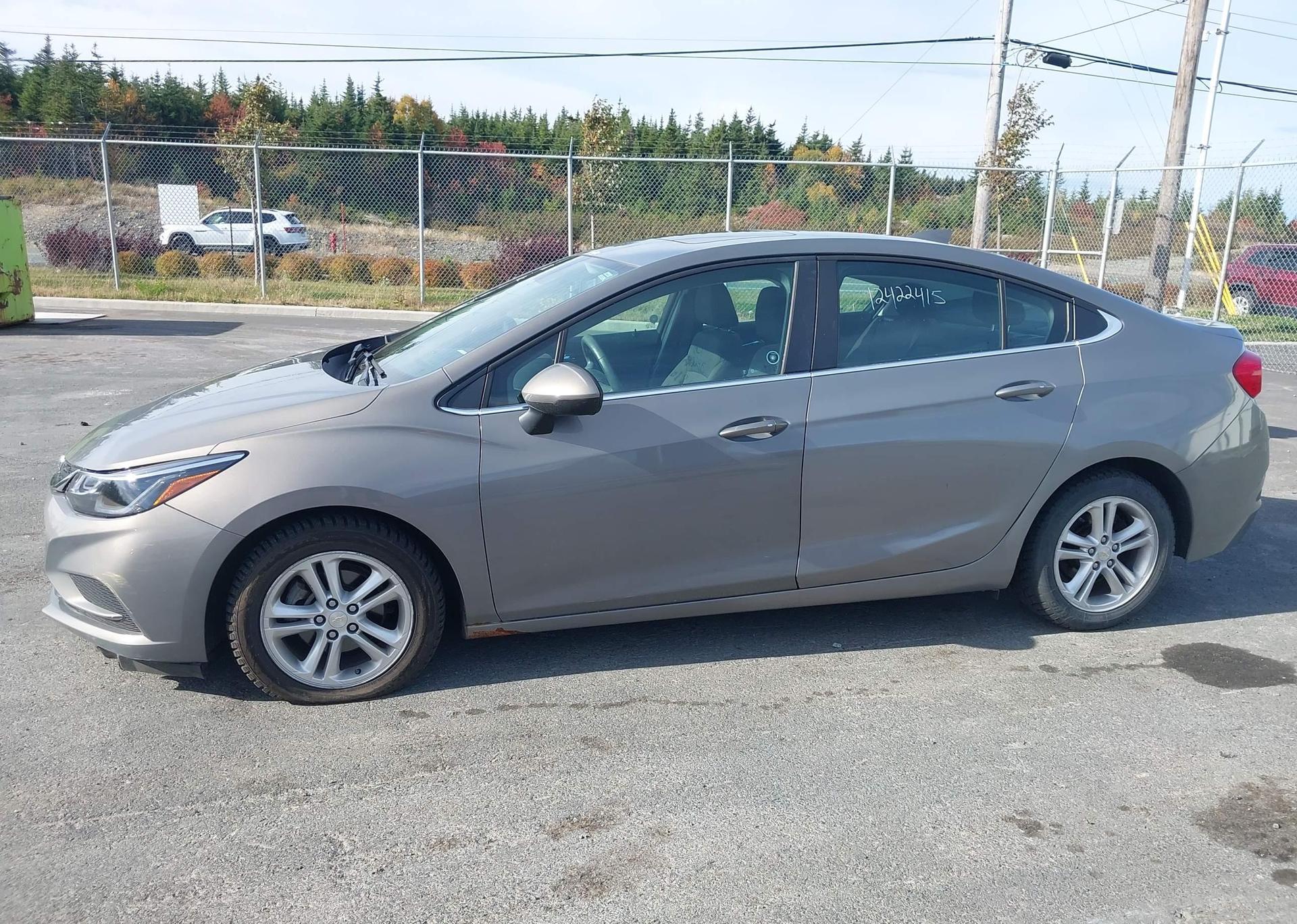 2018 CHEVROLET CRUZE LT AUTO