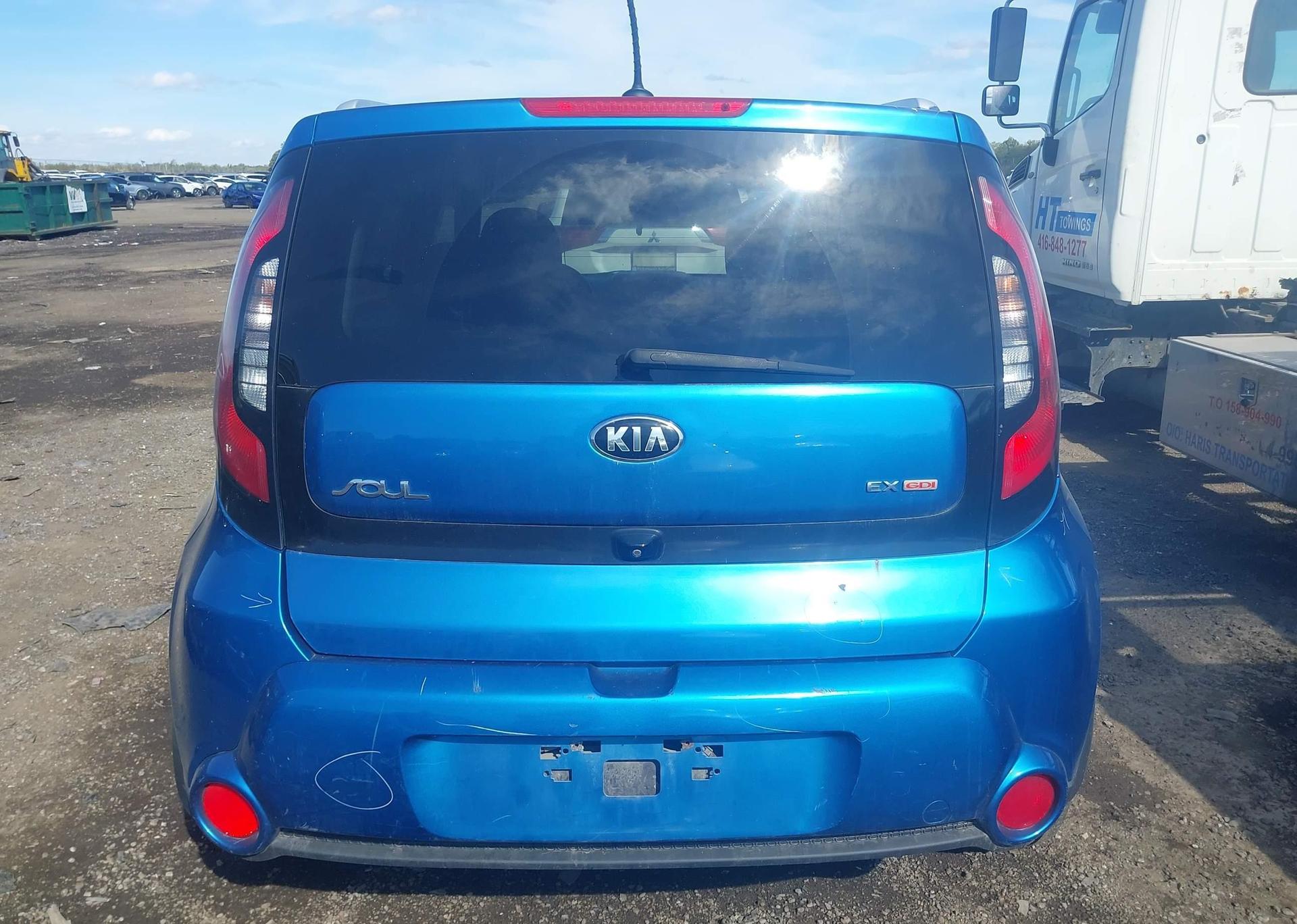 2015 KIA SOUL +