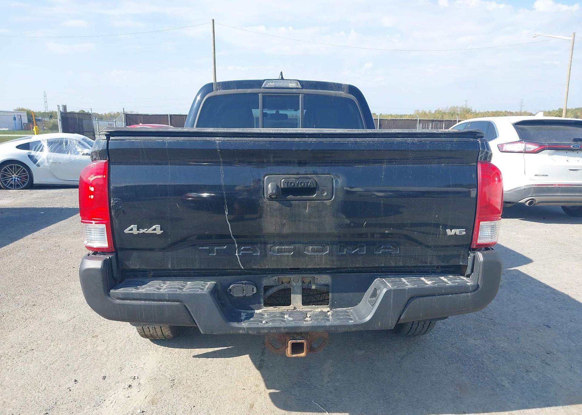 2016 TOYOTA TACOMA DBL CAB