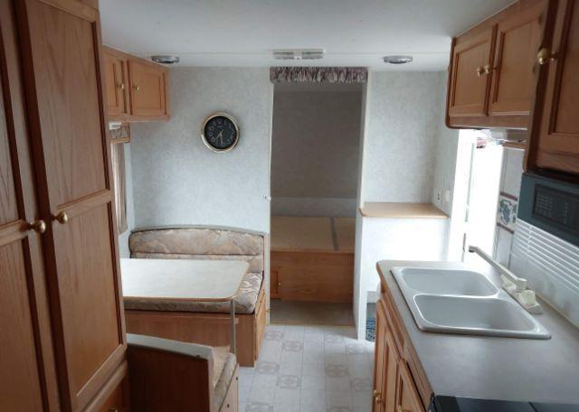 2004 HOLIDAIRE CAMPER