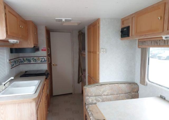 2004 HOLIDAIRE CAMPER