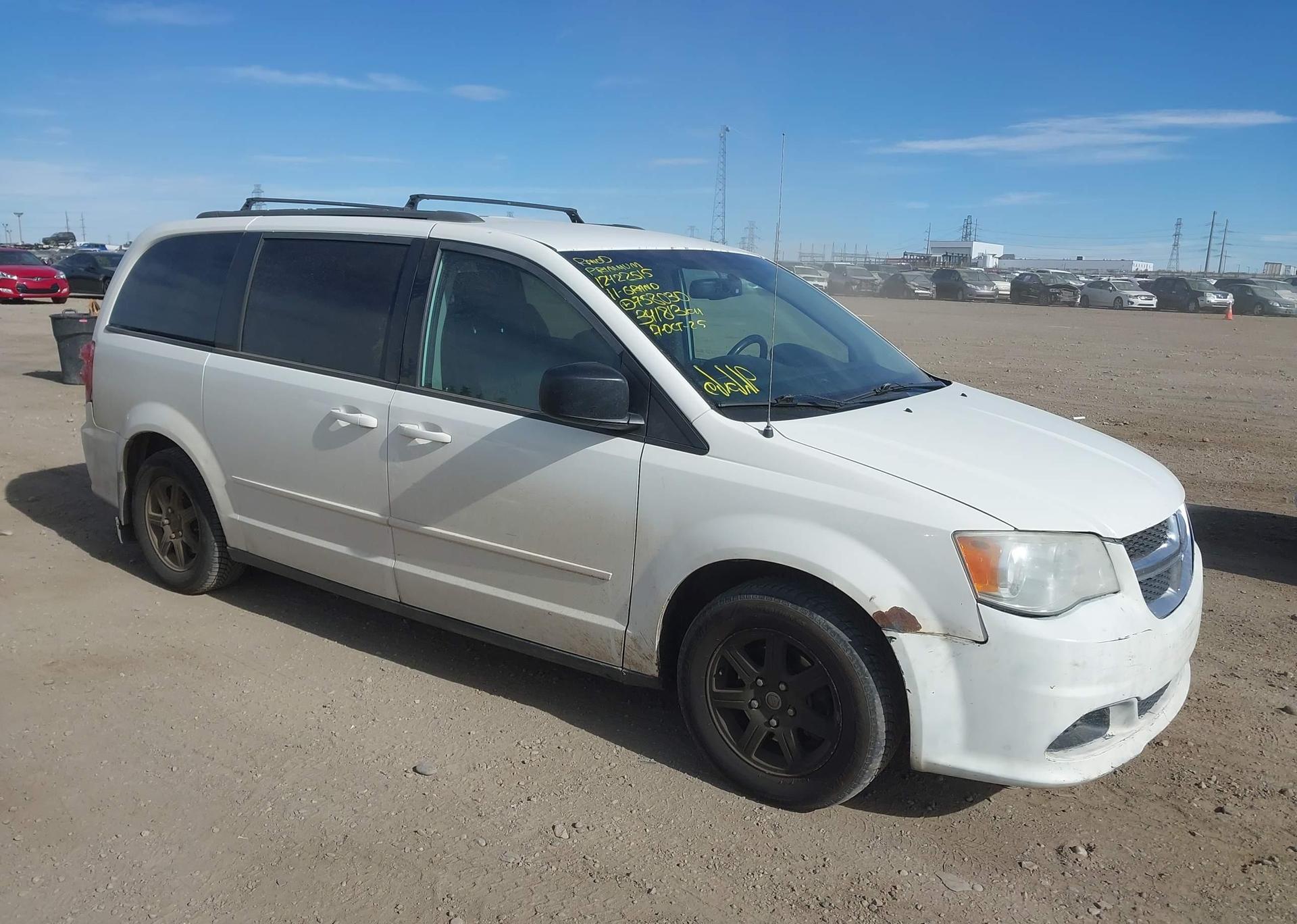 2011 DODGE GRAND CARAVAN SE