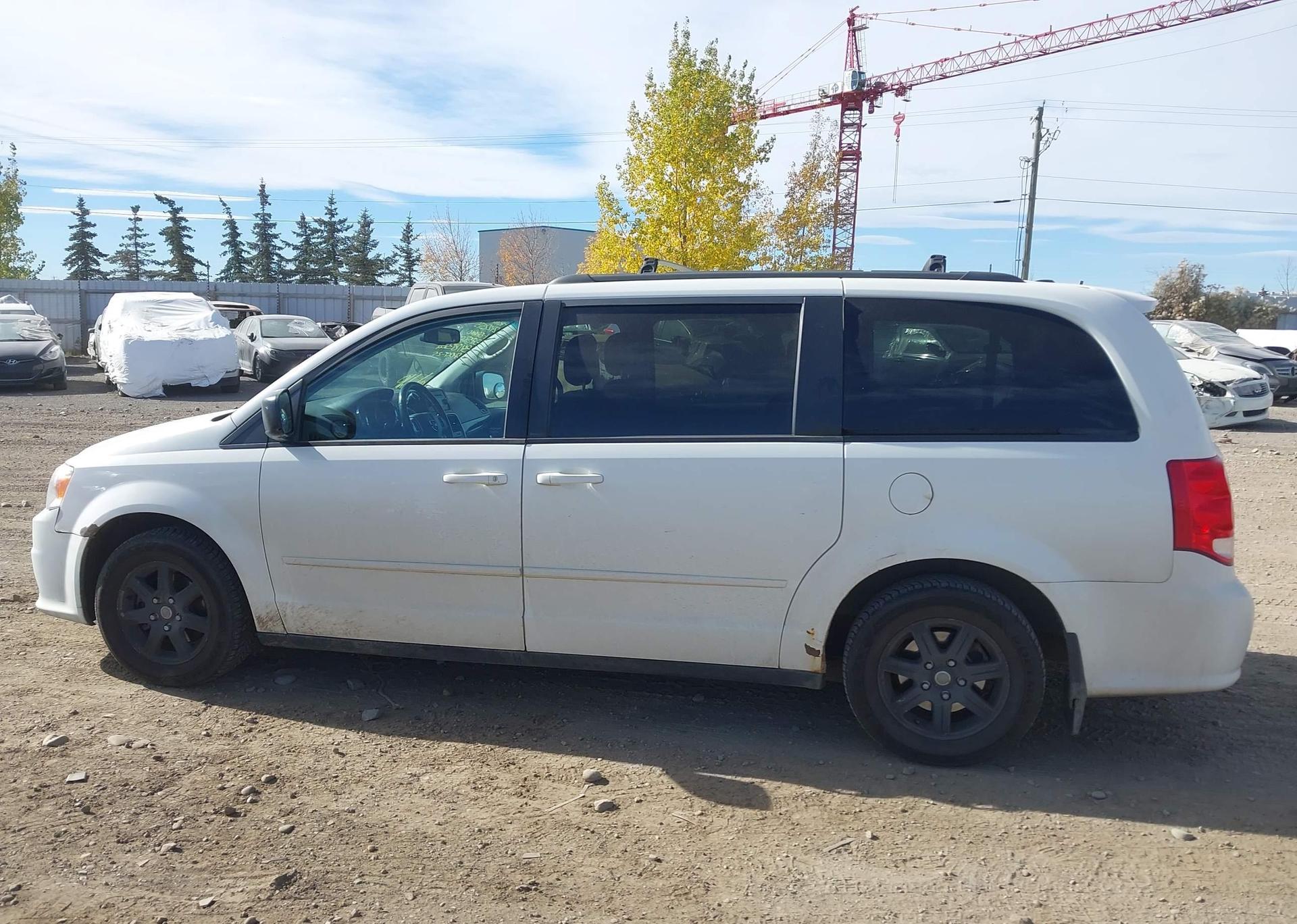2011 DODGE GRAND CARAVAN SE