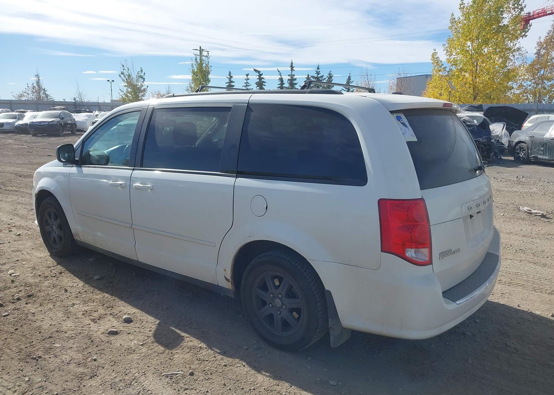 2011 DODGE GRAND CARAVAN SE