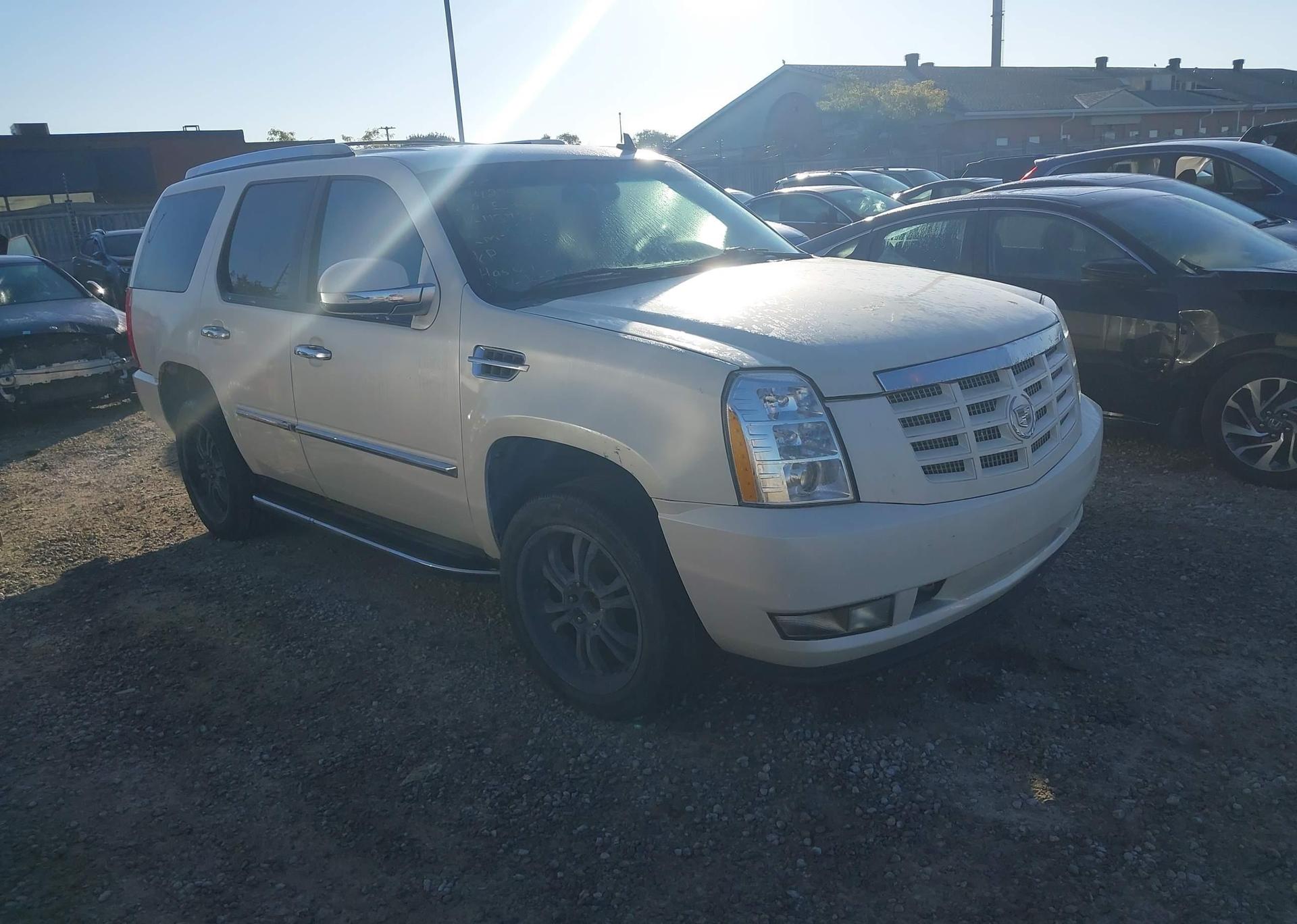 2009 CADILLAC ESCALADE SPORT