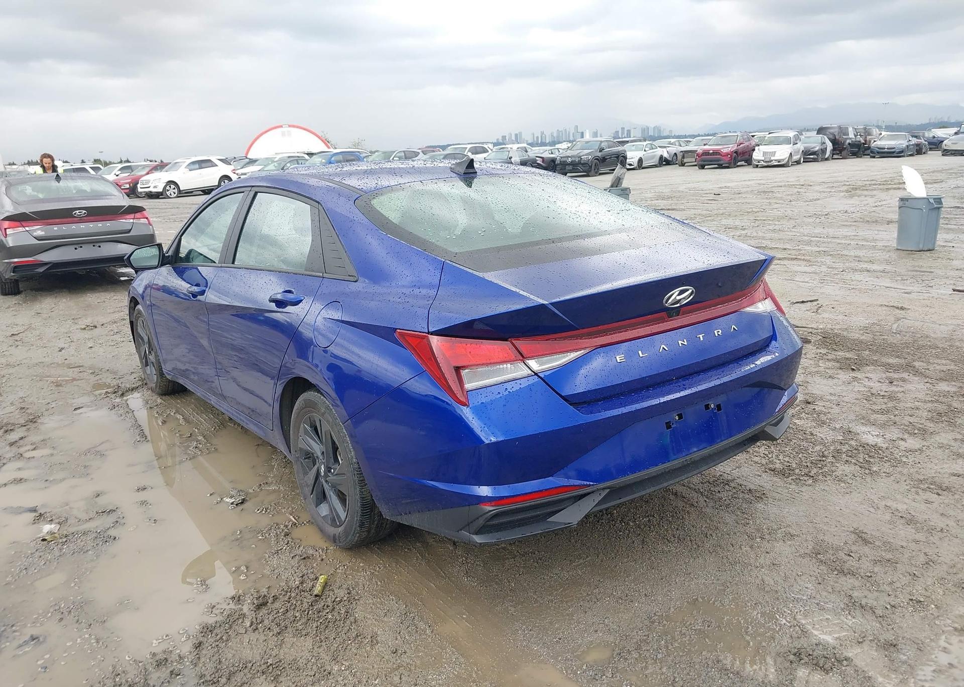 2022 HYUNDAI ELANTRA SEL