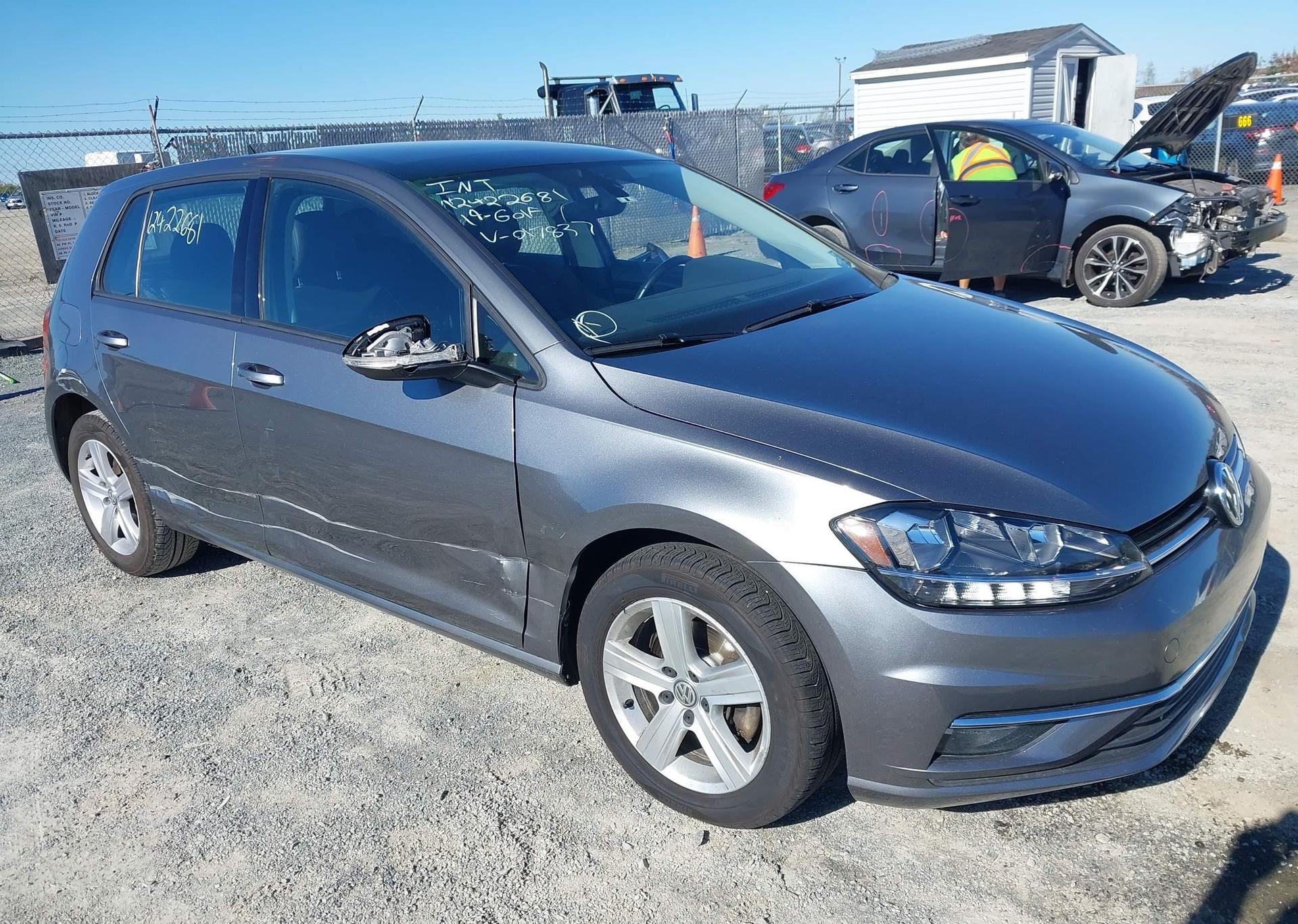 2019 VOLKSWAGEN GOLF 1.4 TSI COMFORTLINE