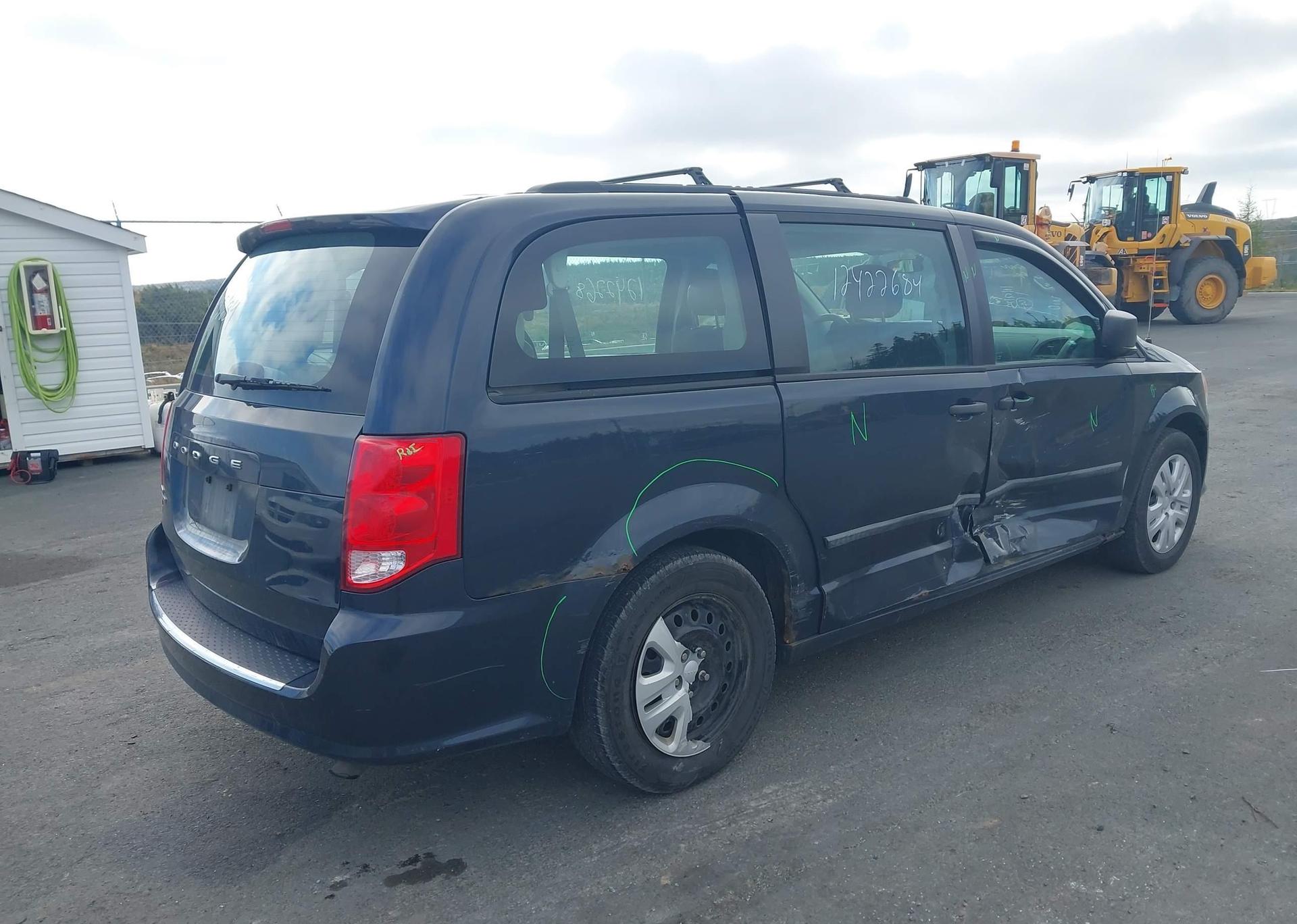 2014 DODGE GRAND CARAVAN SE