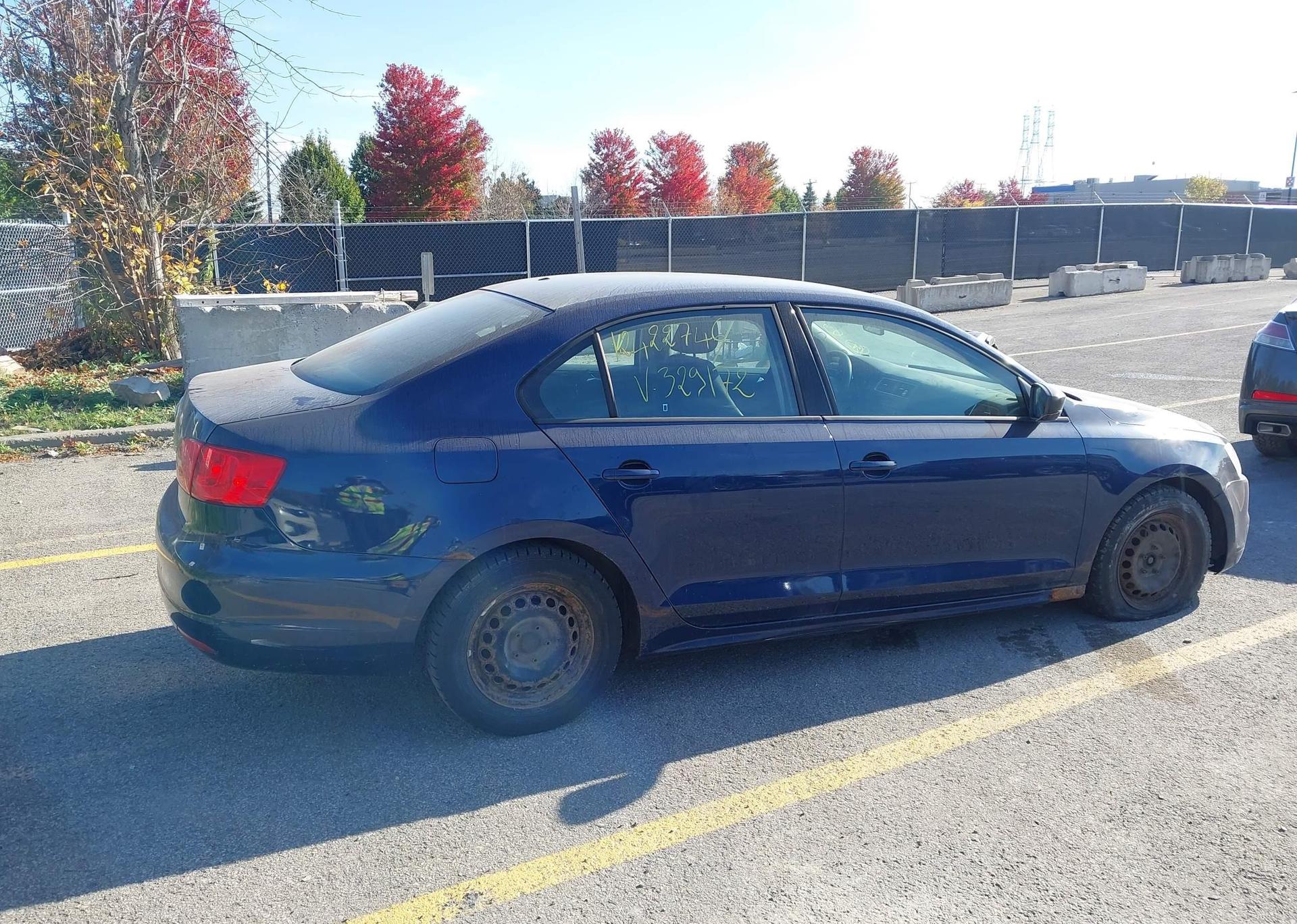 2011 VOLKSWAGEN JETTA