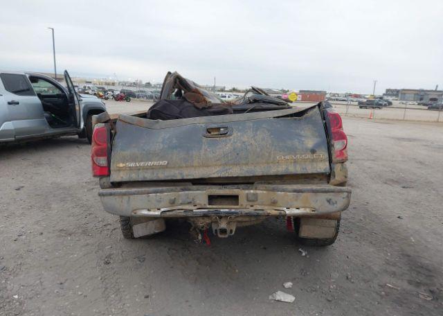 2005 CHEVROLET SILVERADO 2500HD LS
