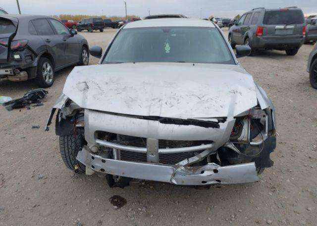 2005 DODGE MAGNUM