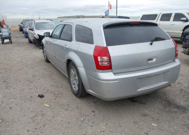 2005 DODGE MAGNUM