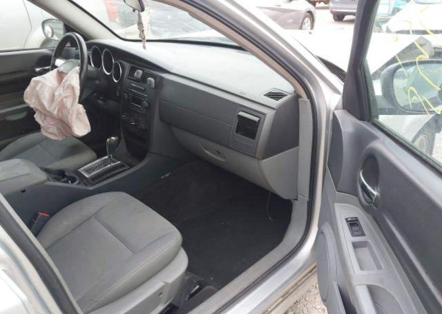 2005 DODGE MAGNUM