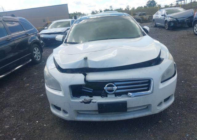 2013 NISSAN MAXIMA SV