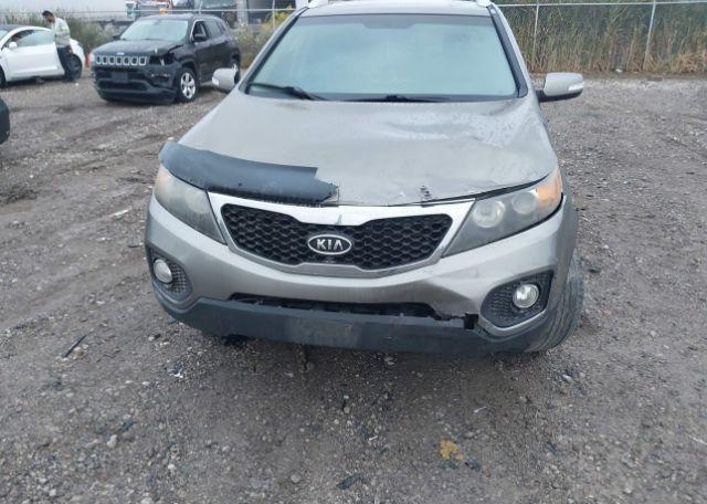 2011 KIA SORENTO LX