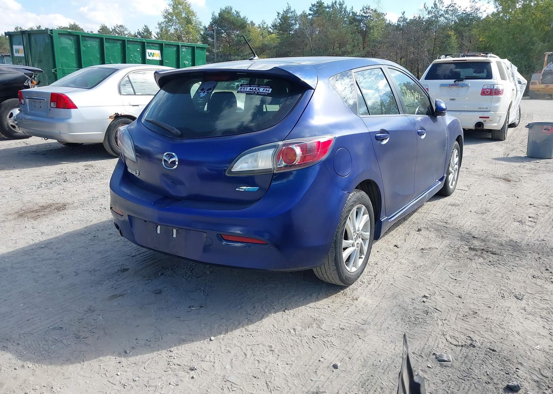 2012 MAZDA MAZDA3 GS-SKY