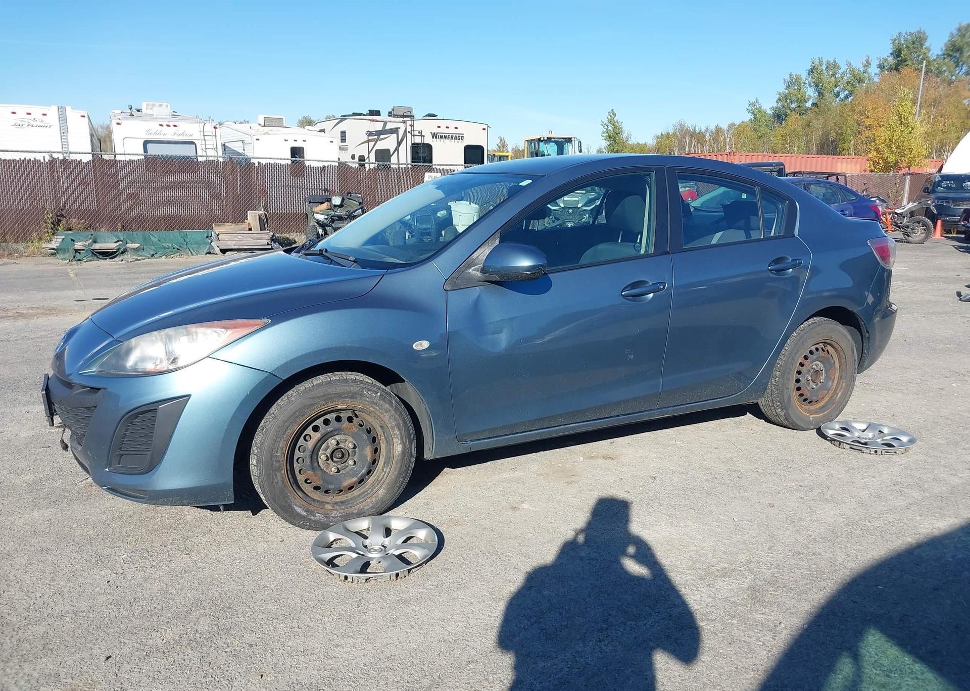 2010 MAZDA MAZDA3 GS