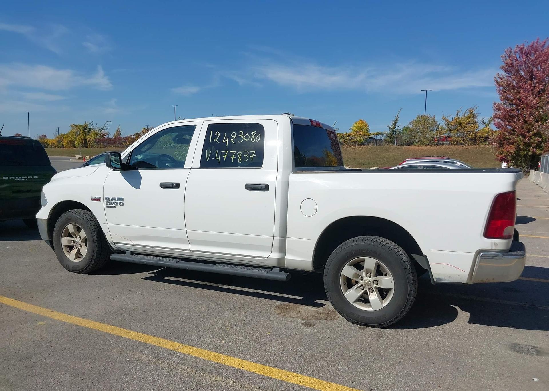 2022 RAM 1500 CLASSIC SLT
