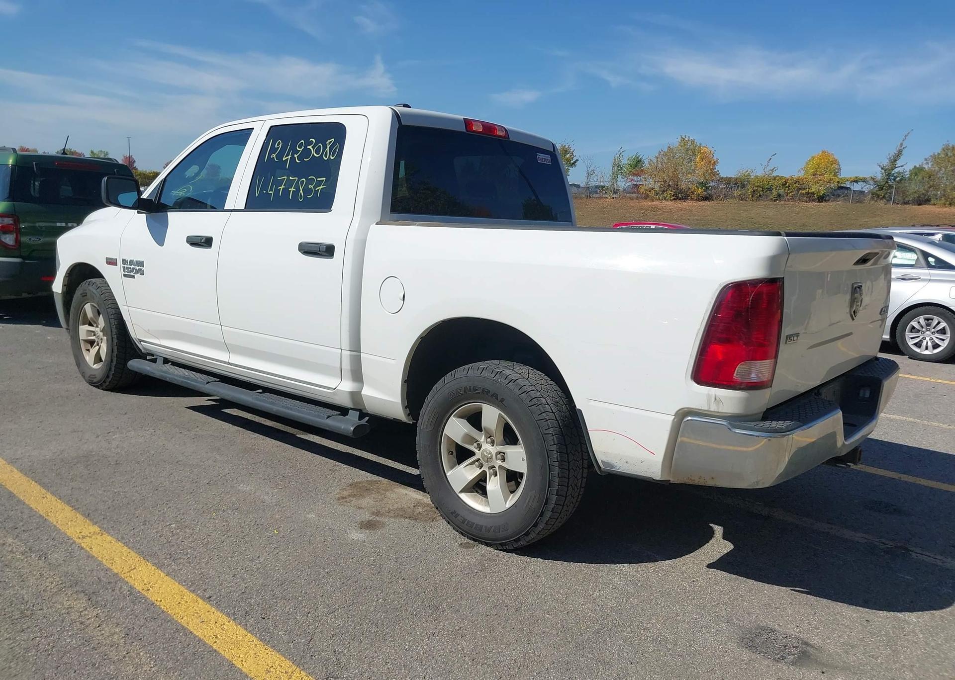 2022 RAM 1500 CLASSIC SLT
