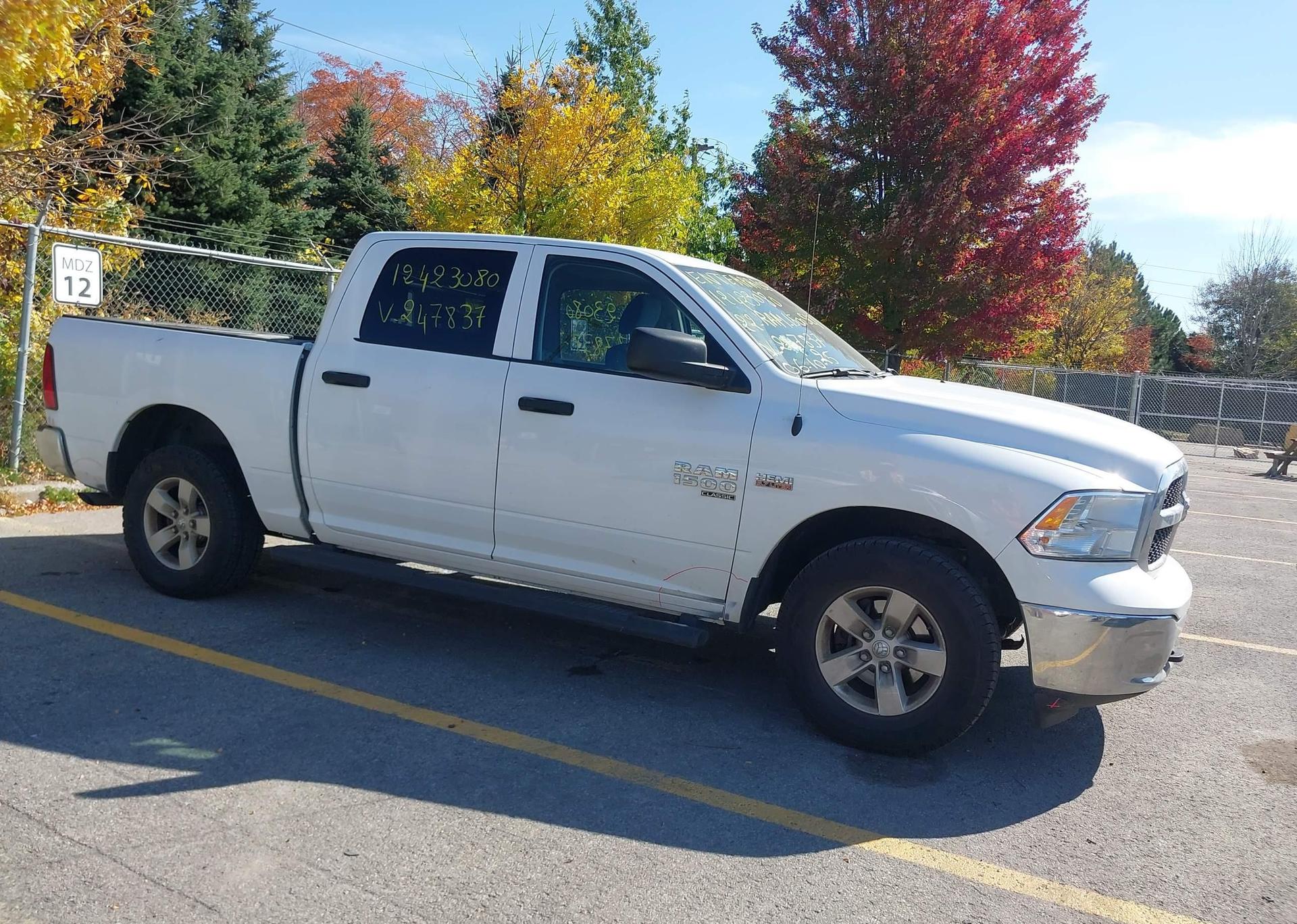 2022 RAM 1500 CLASSIC SLT