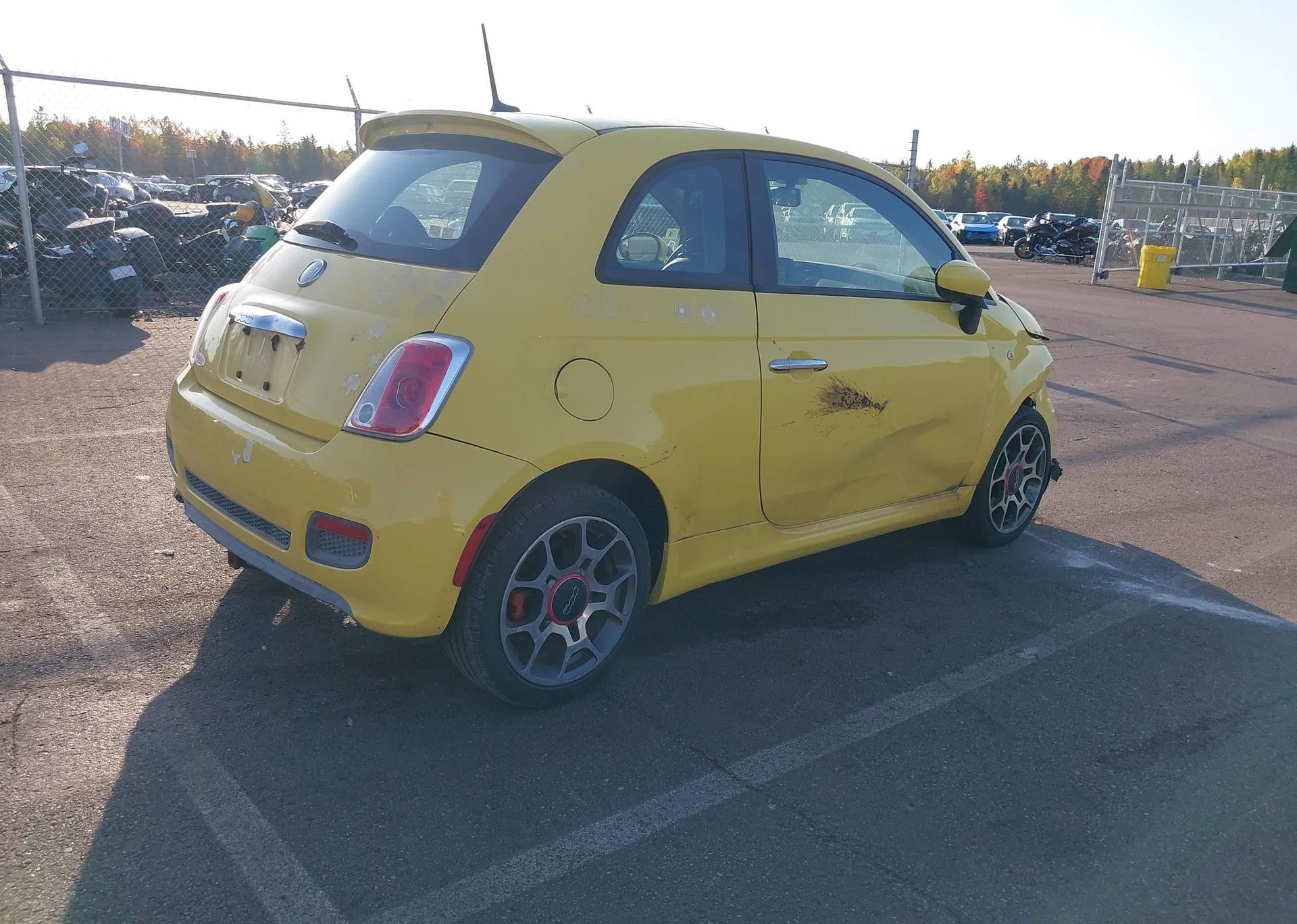 2012 FIAT 500 SPORT