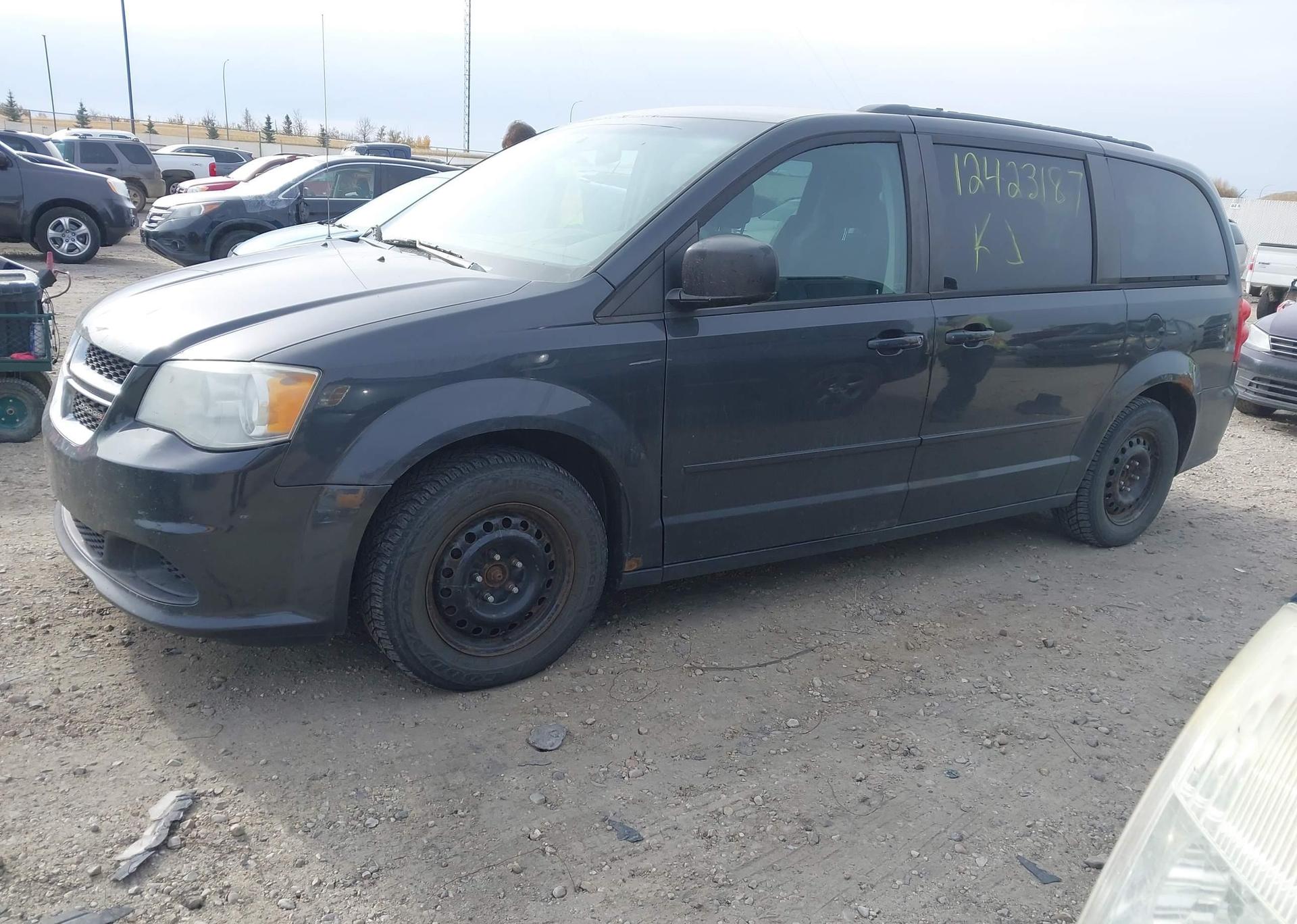 2011 DODGE GRAND CARAVAN SE