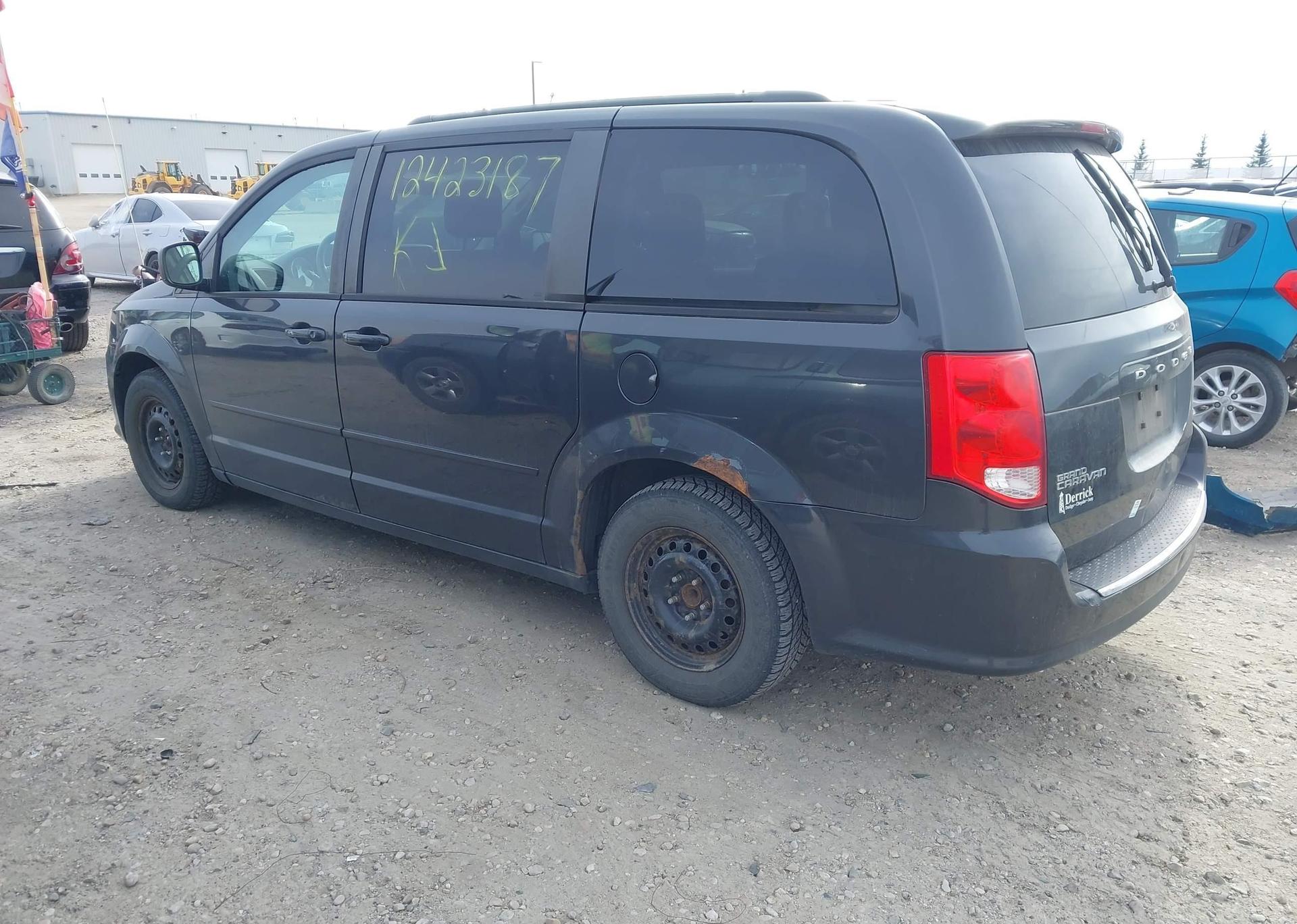 2011 DODGE GRAND CARAVAN SE
