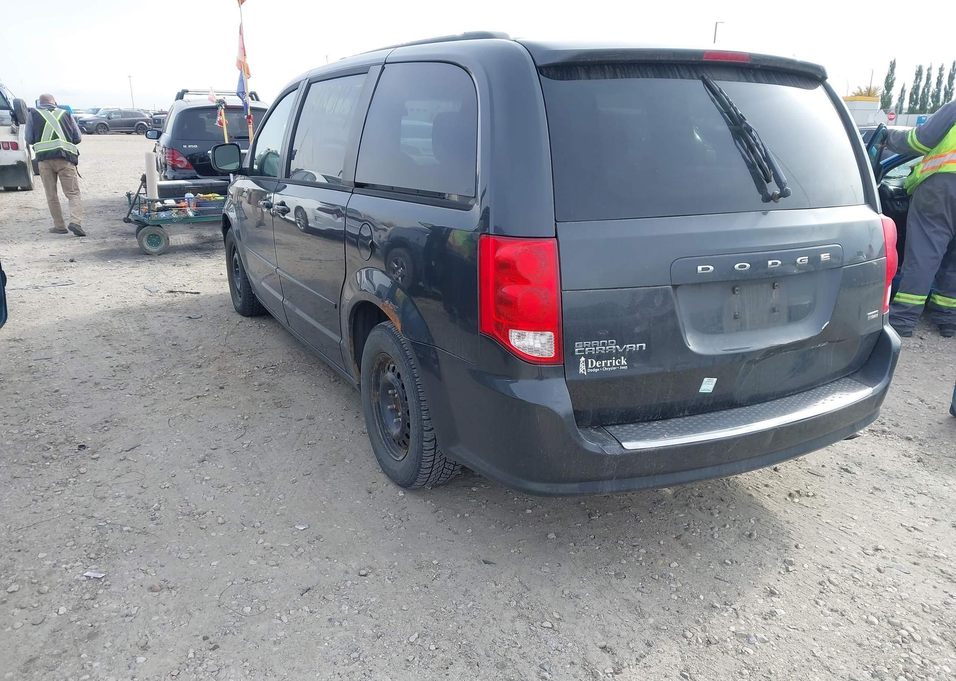 2011 DODGE GRAND CARAVAN SE