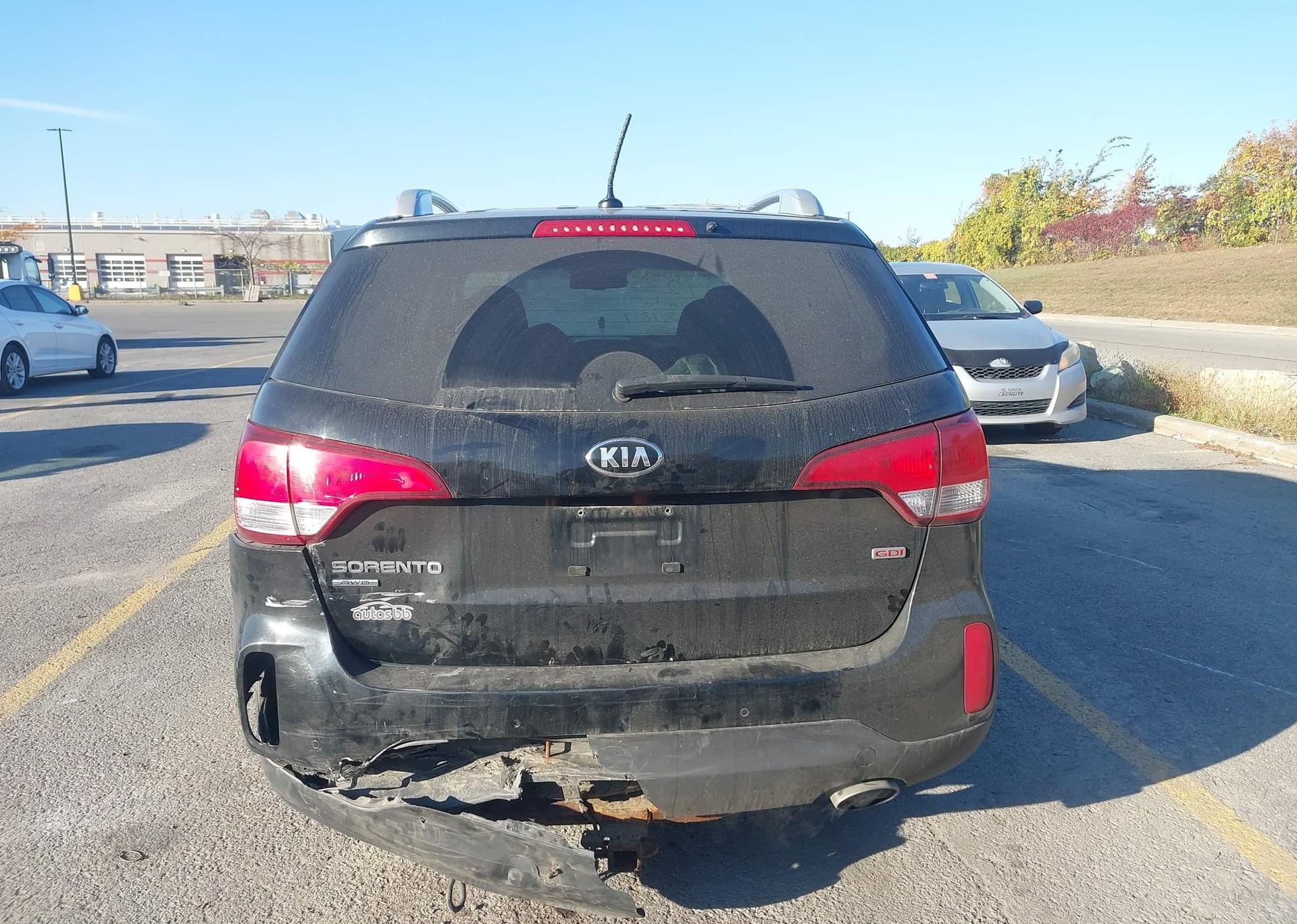 2014 KIA SORENTO LX V6
