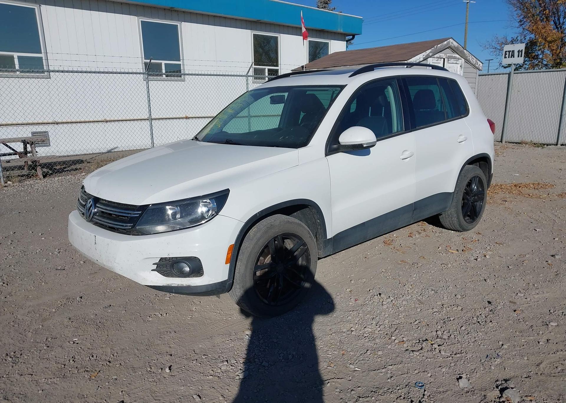 2012 VOLKSWAGEN TIGUAN S