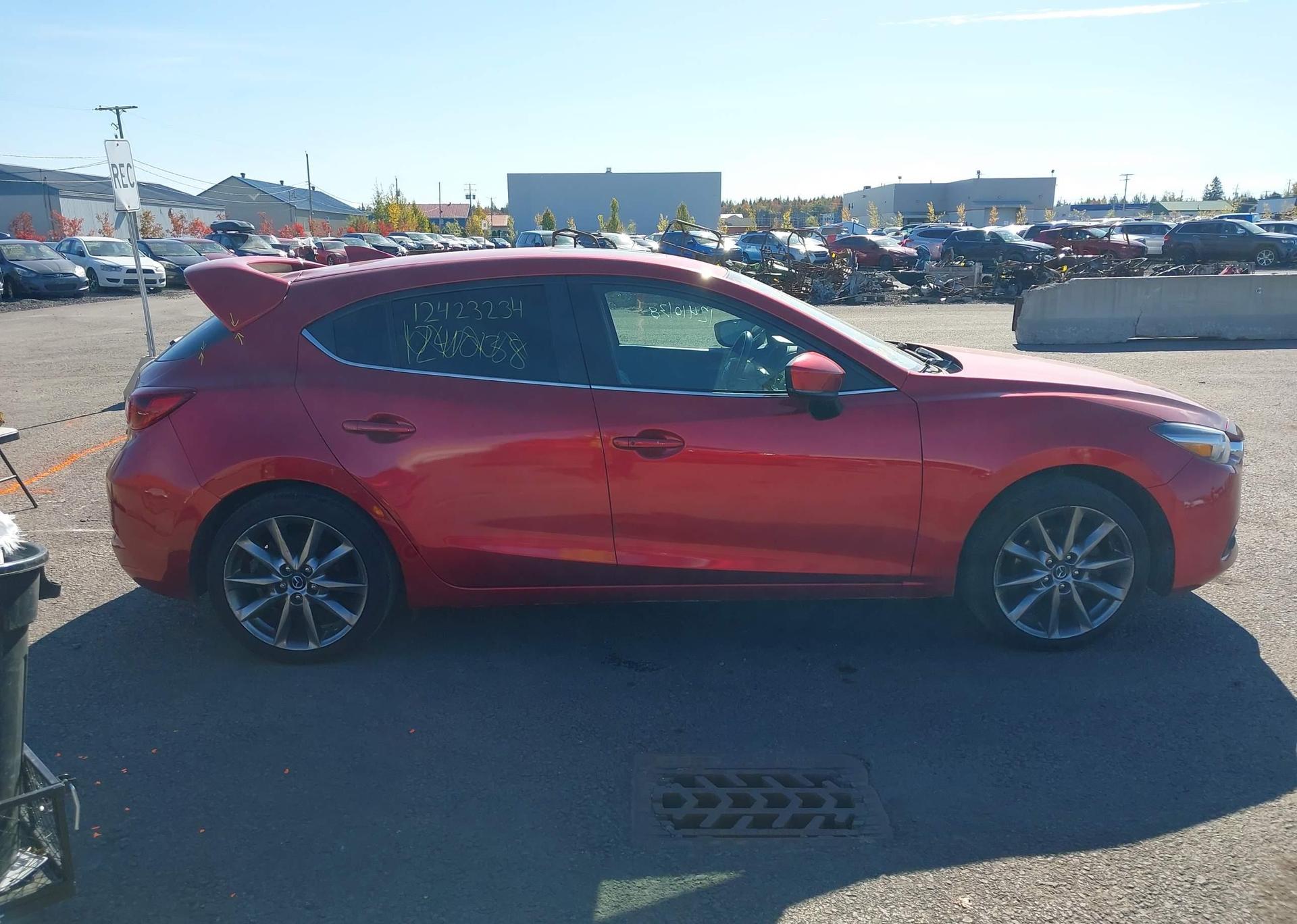 2018 MAZDA MAZDA3 GT