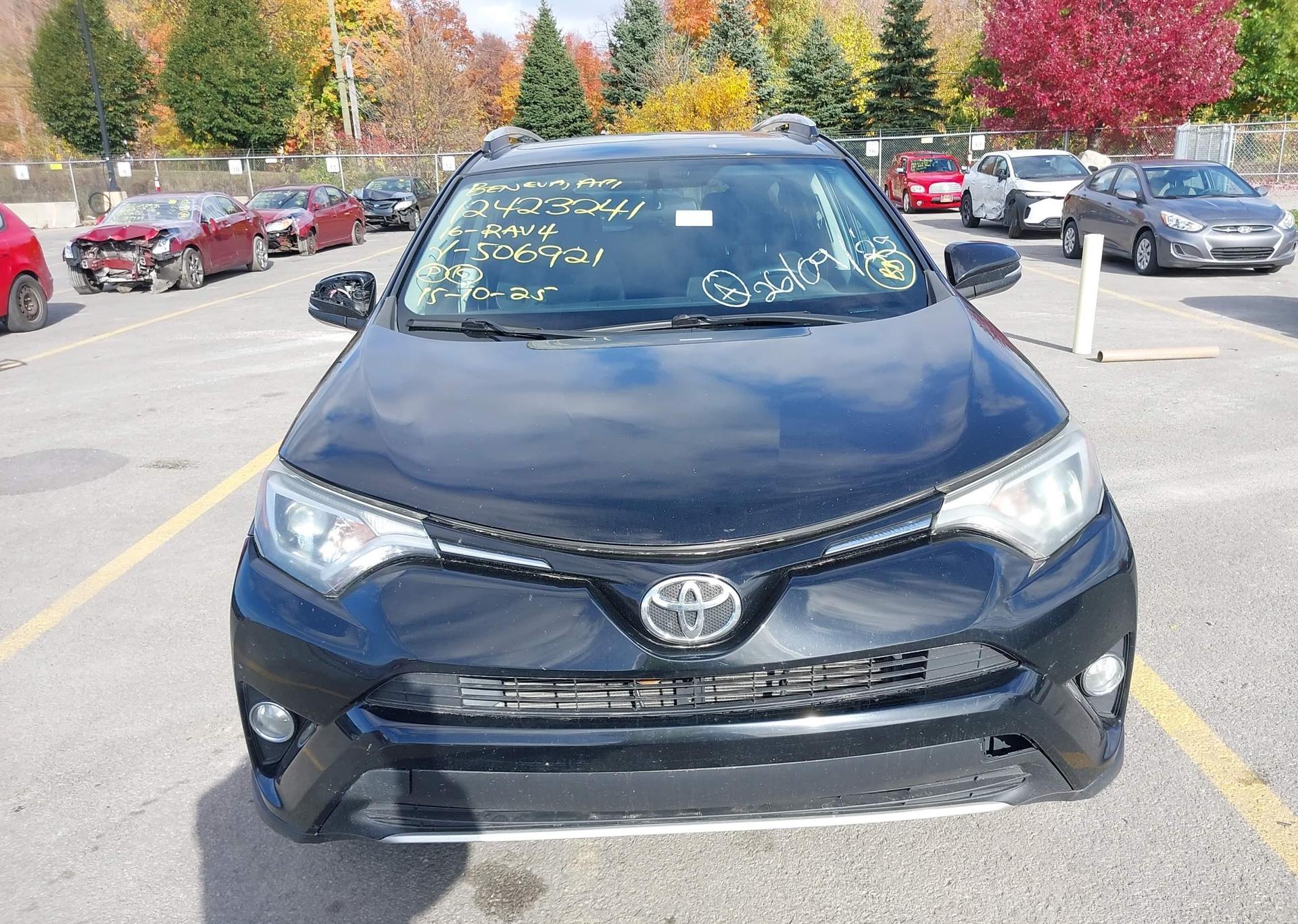 2016 TOYOTA RAV4 XLE