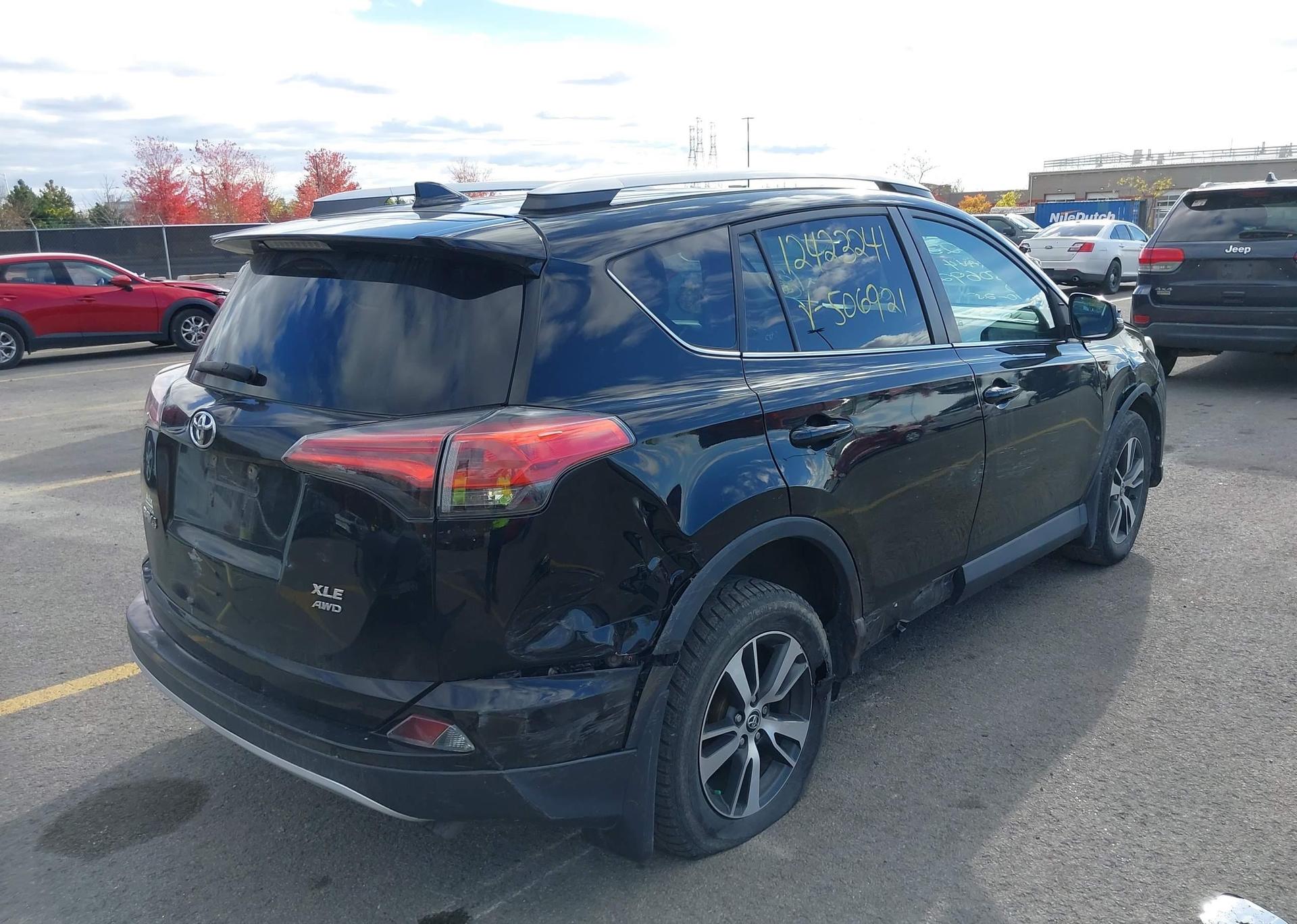 2016 TOYOTA RAV4 XLE