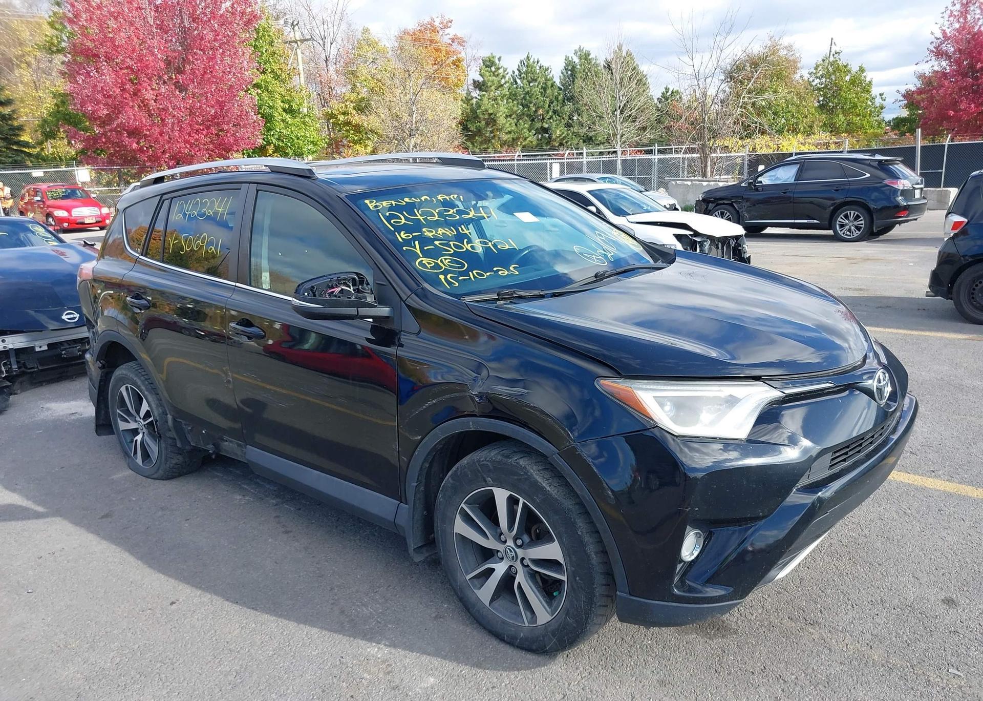 2016 TOYOTA RAV4 XLE