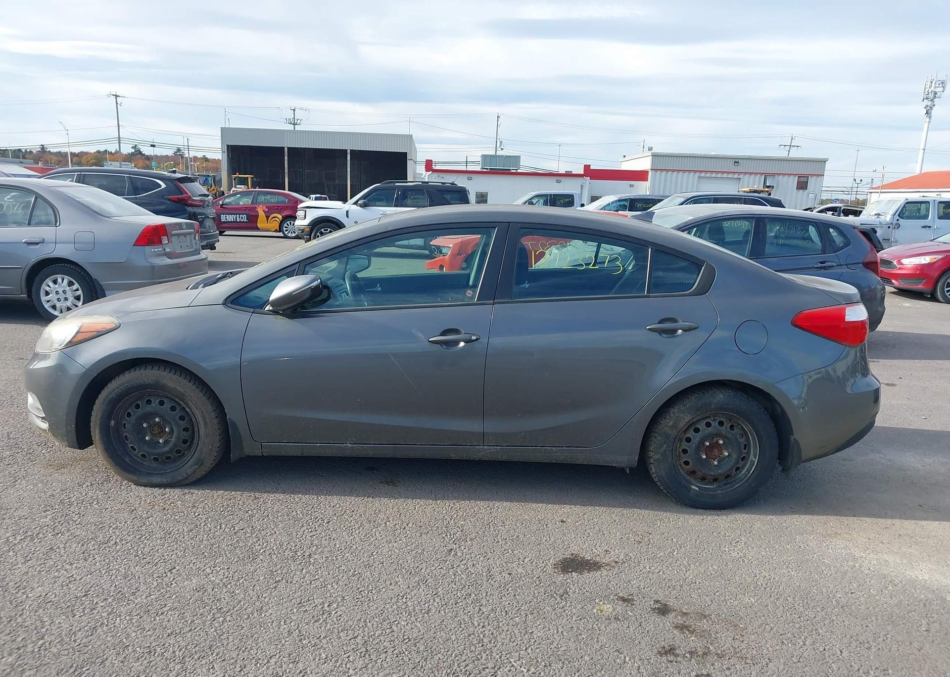 2014 KIA FORTE LX