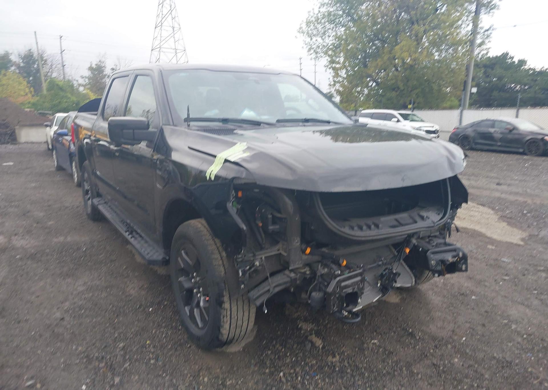 2023 FORD F-150 LIGHTNING LARIAT