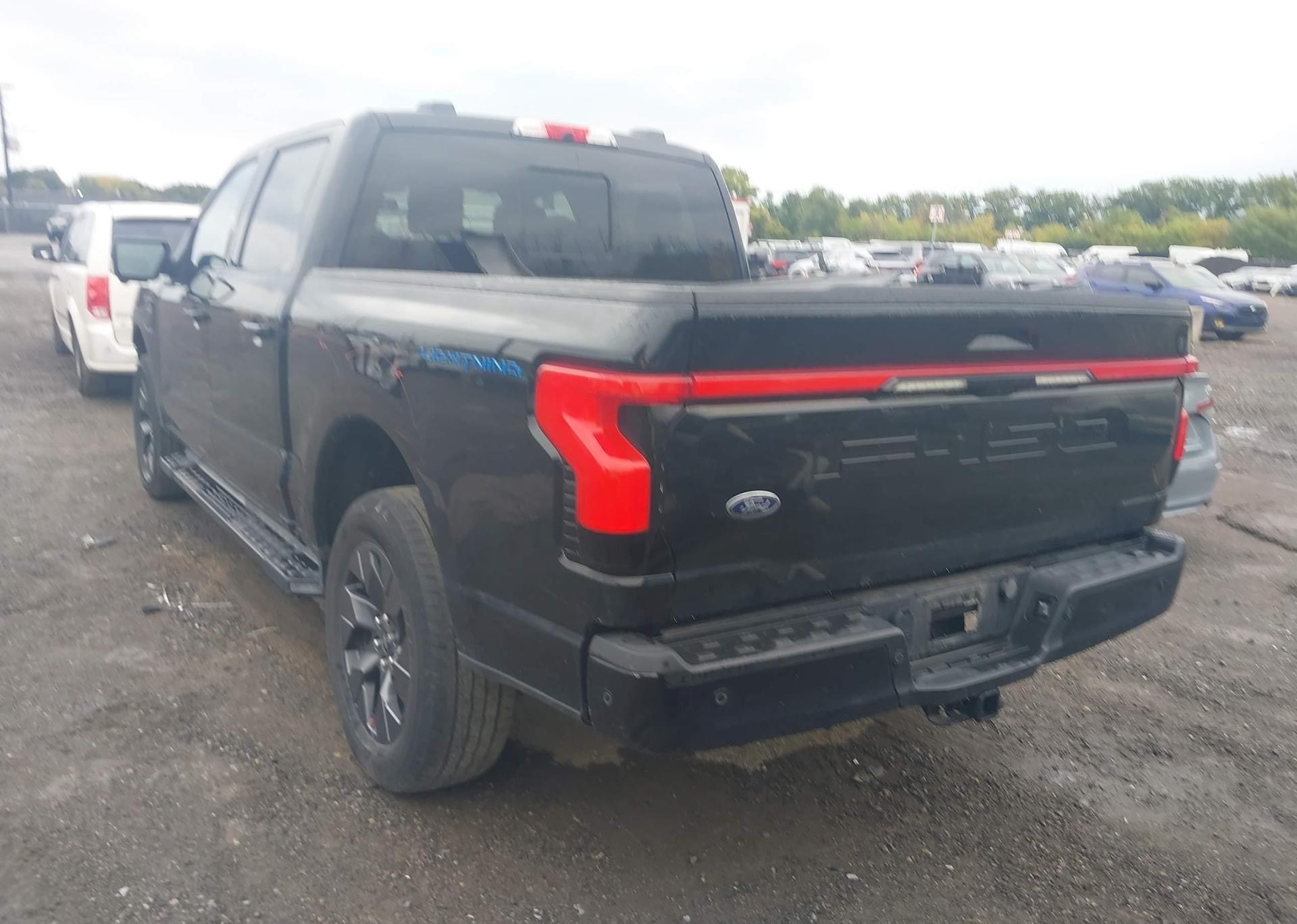 2023 FORD F-150 LIGHTNING LARIAT